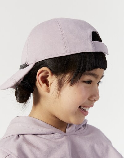 Hats & Gloves - Editorial view