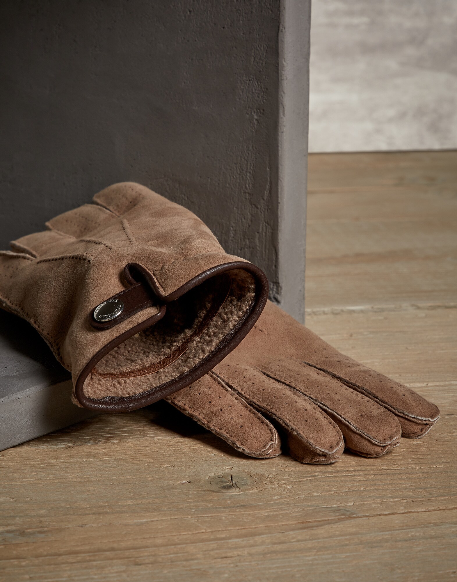 Gloves - Detail view