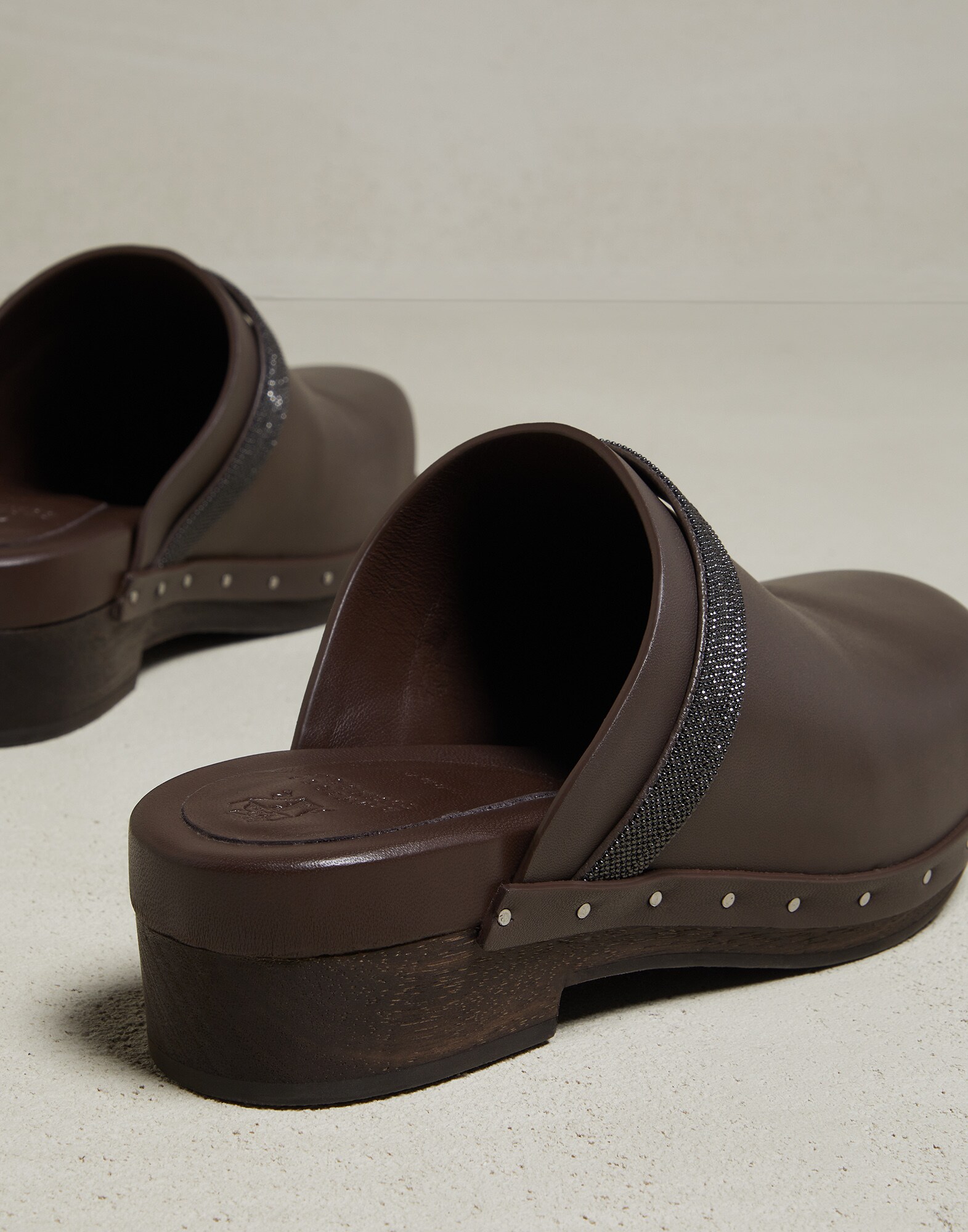 Mules - Detail view