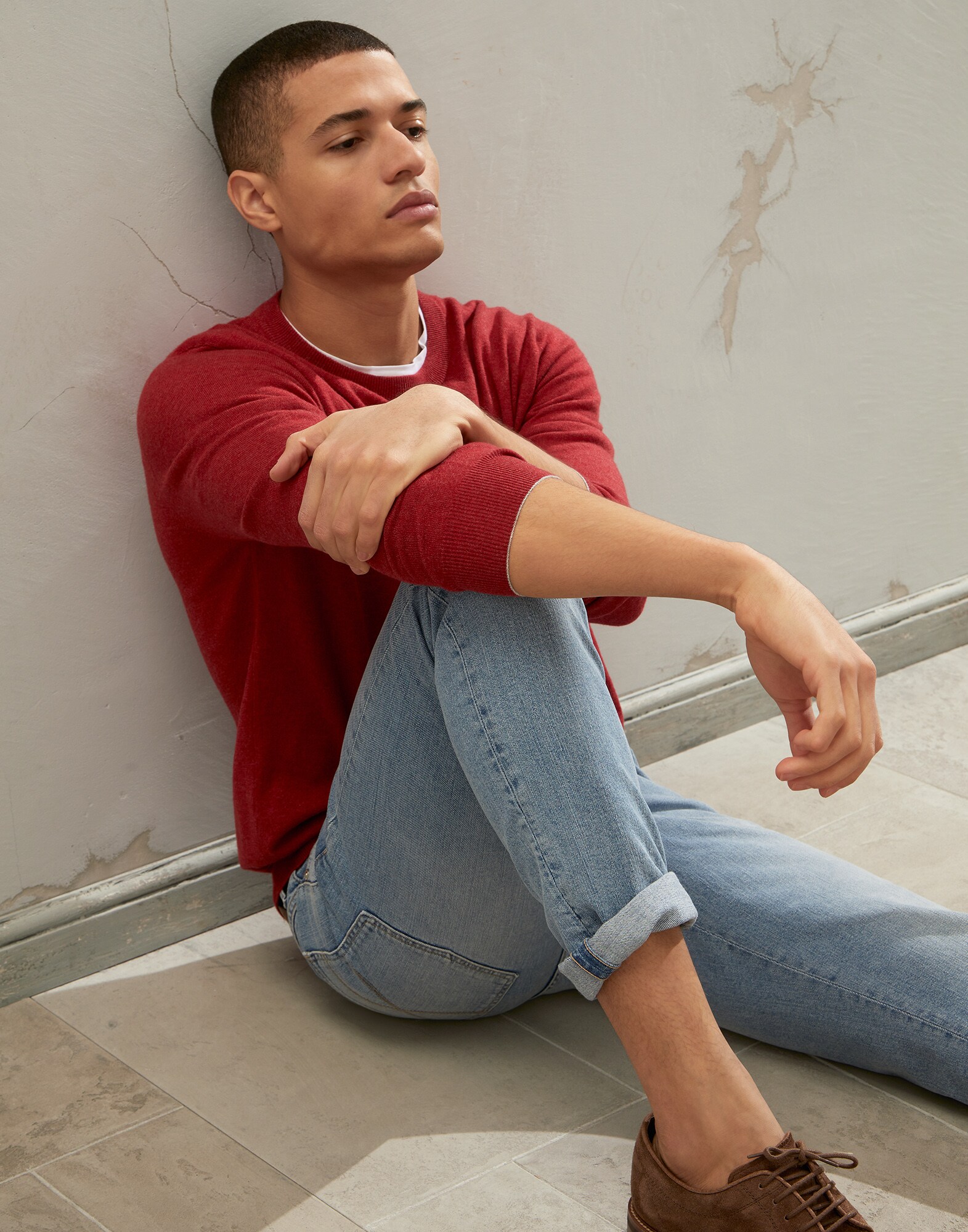 Crewneck - Editorial view