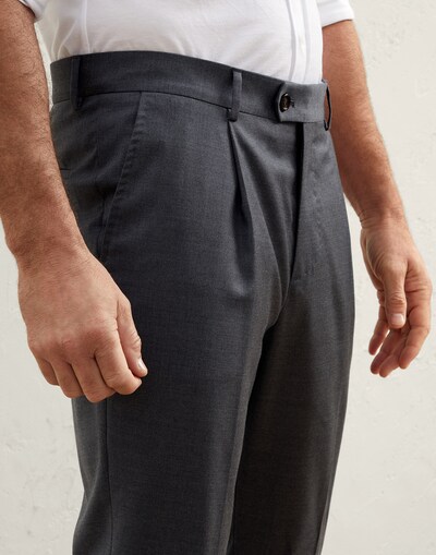 Pleated - Detail view