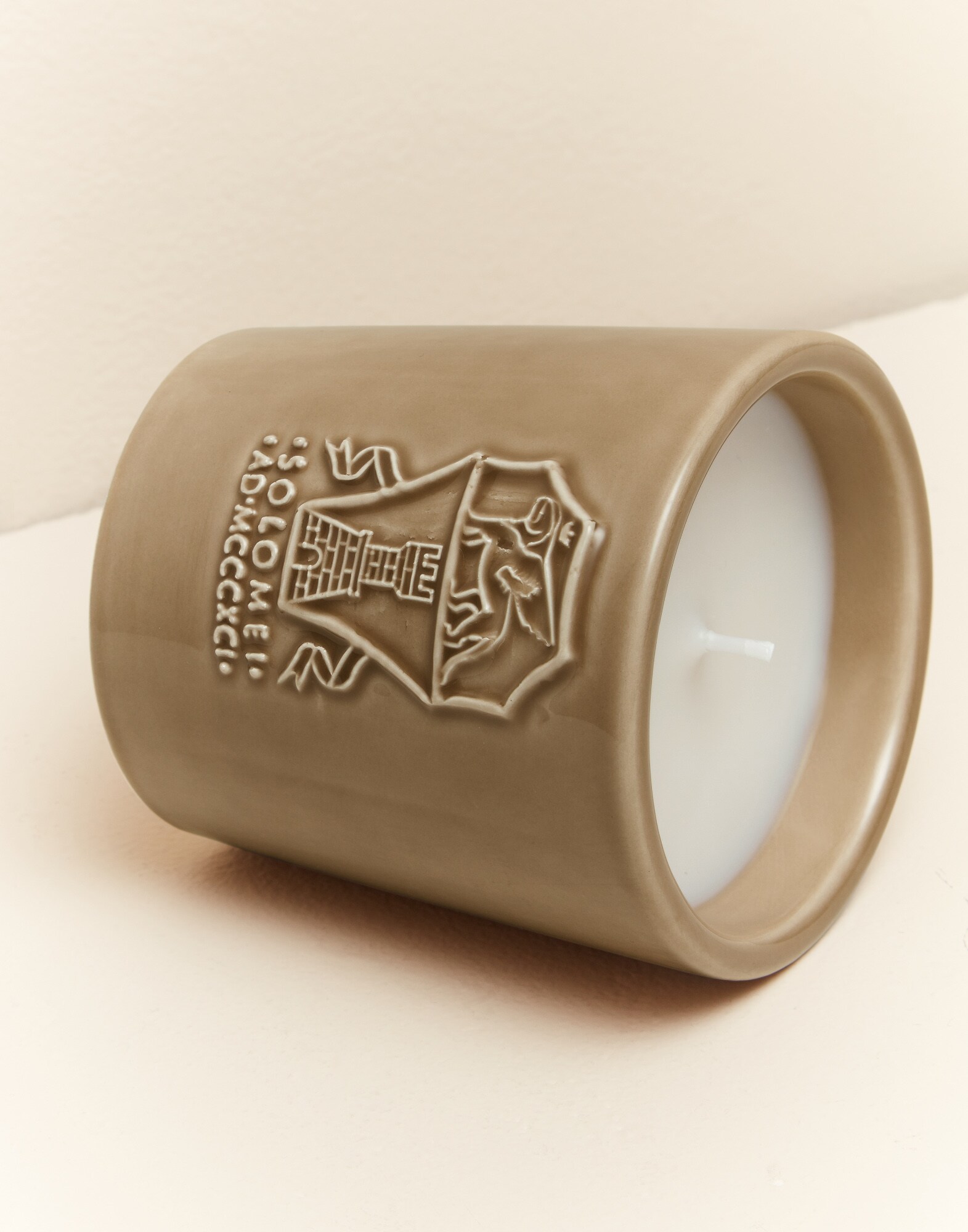 Candles Beige Lifestyle 3 - Brunello Cucinelli