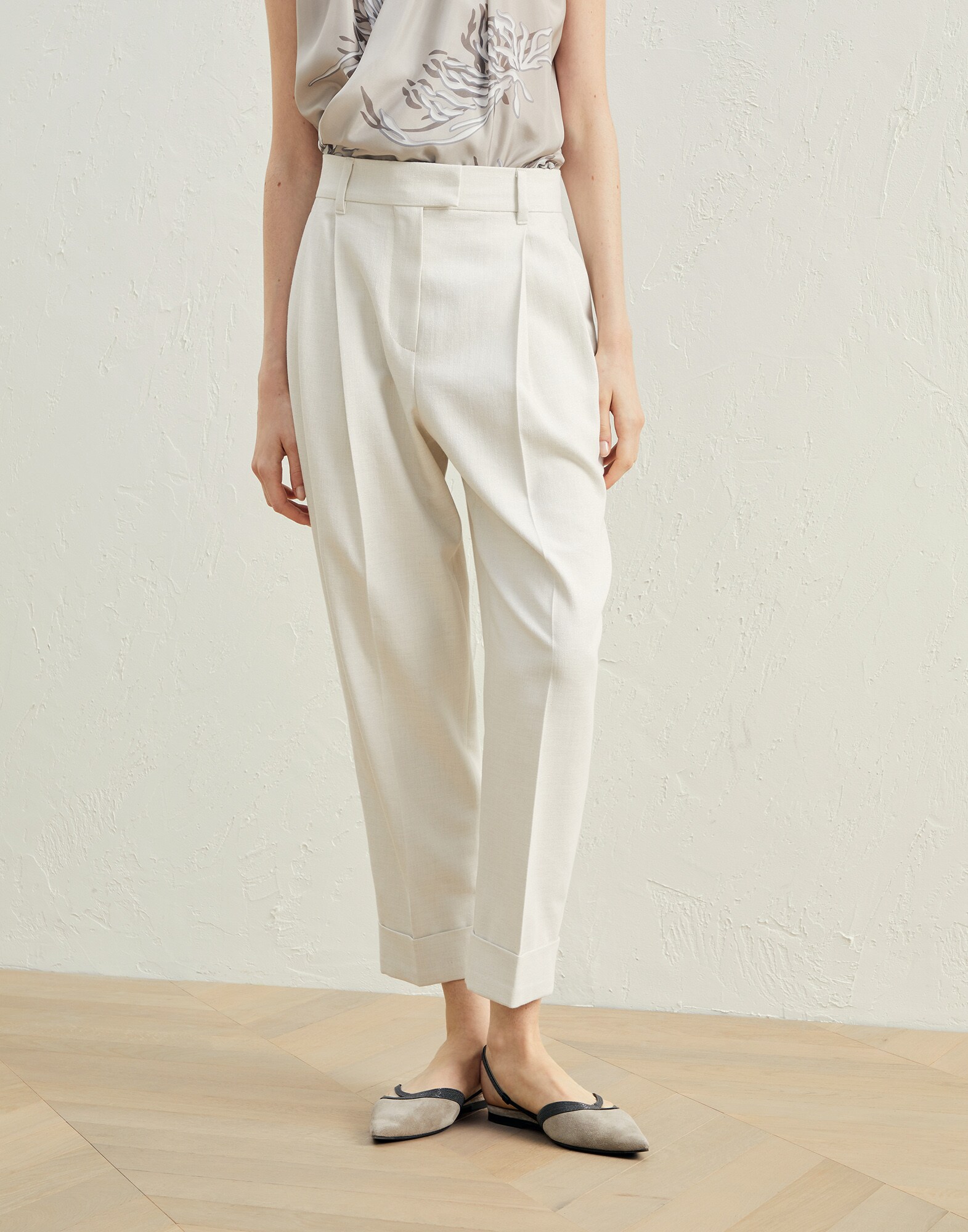 Baggy sartorial trousers