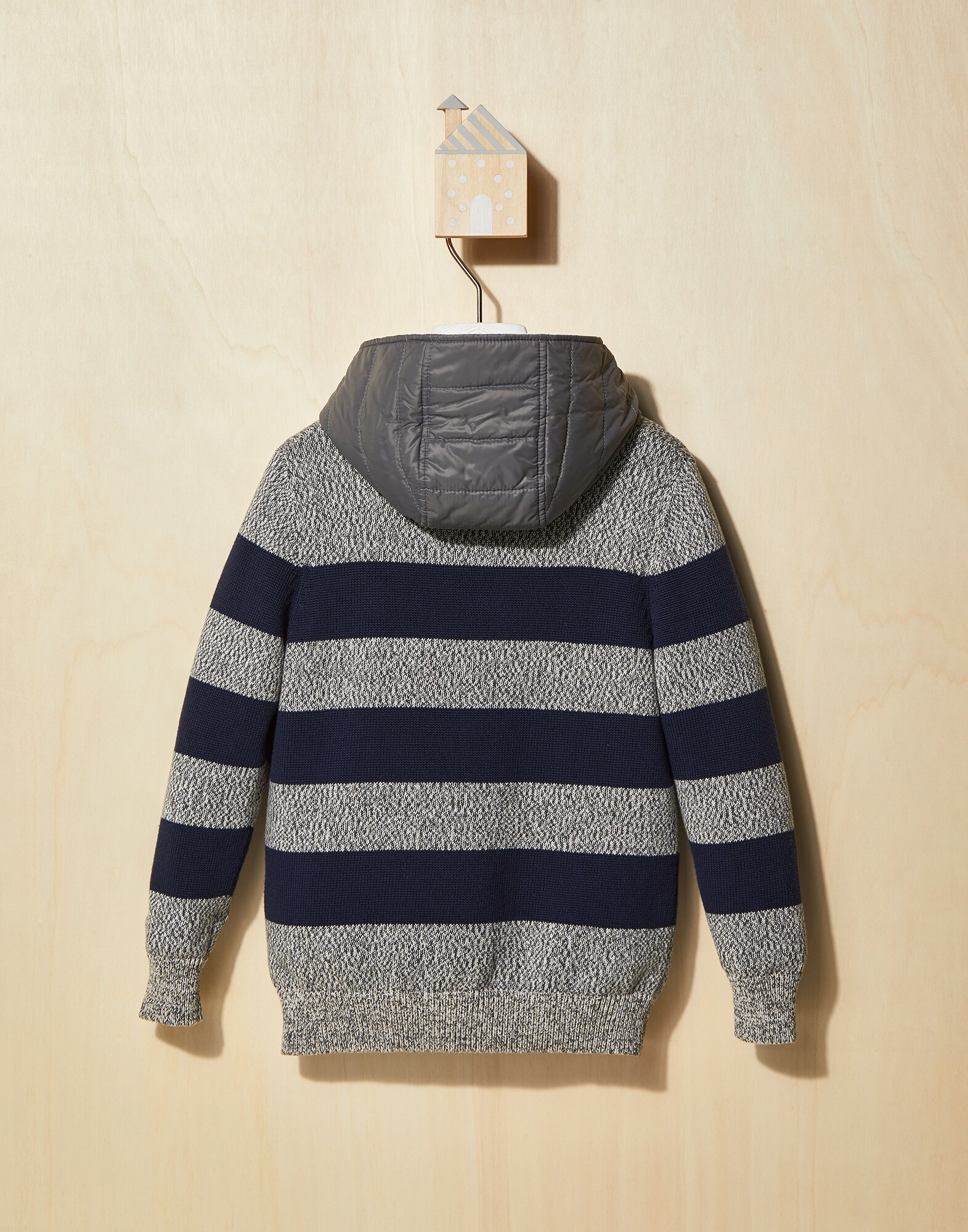 Vêtements Outerwear - Vue arrière