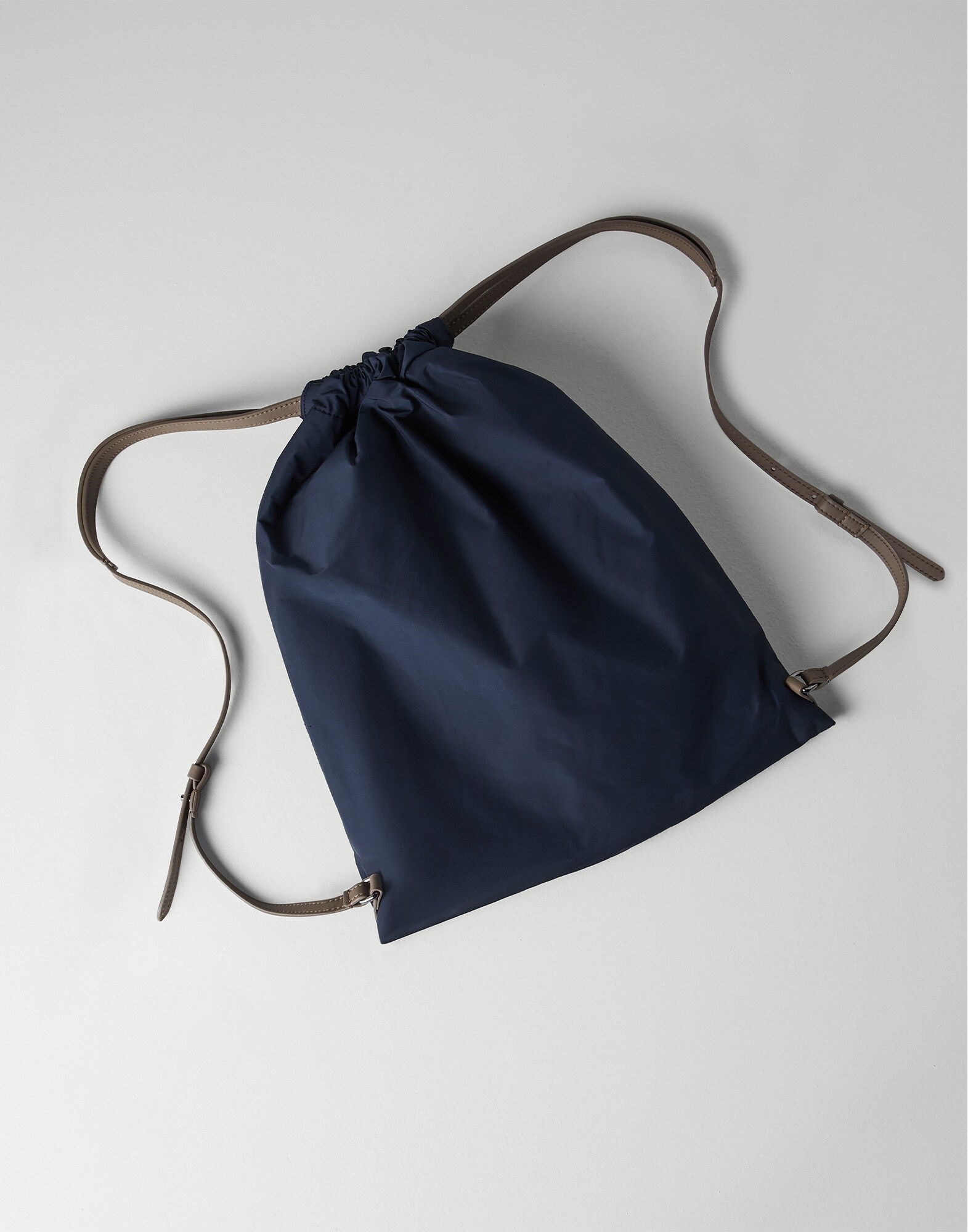 Bolsos y Mochilas - Vista trasera