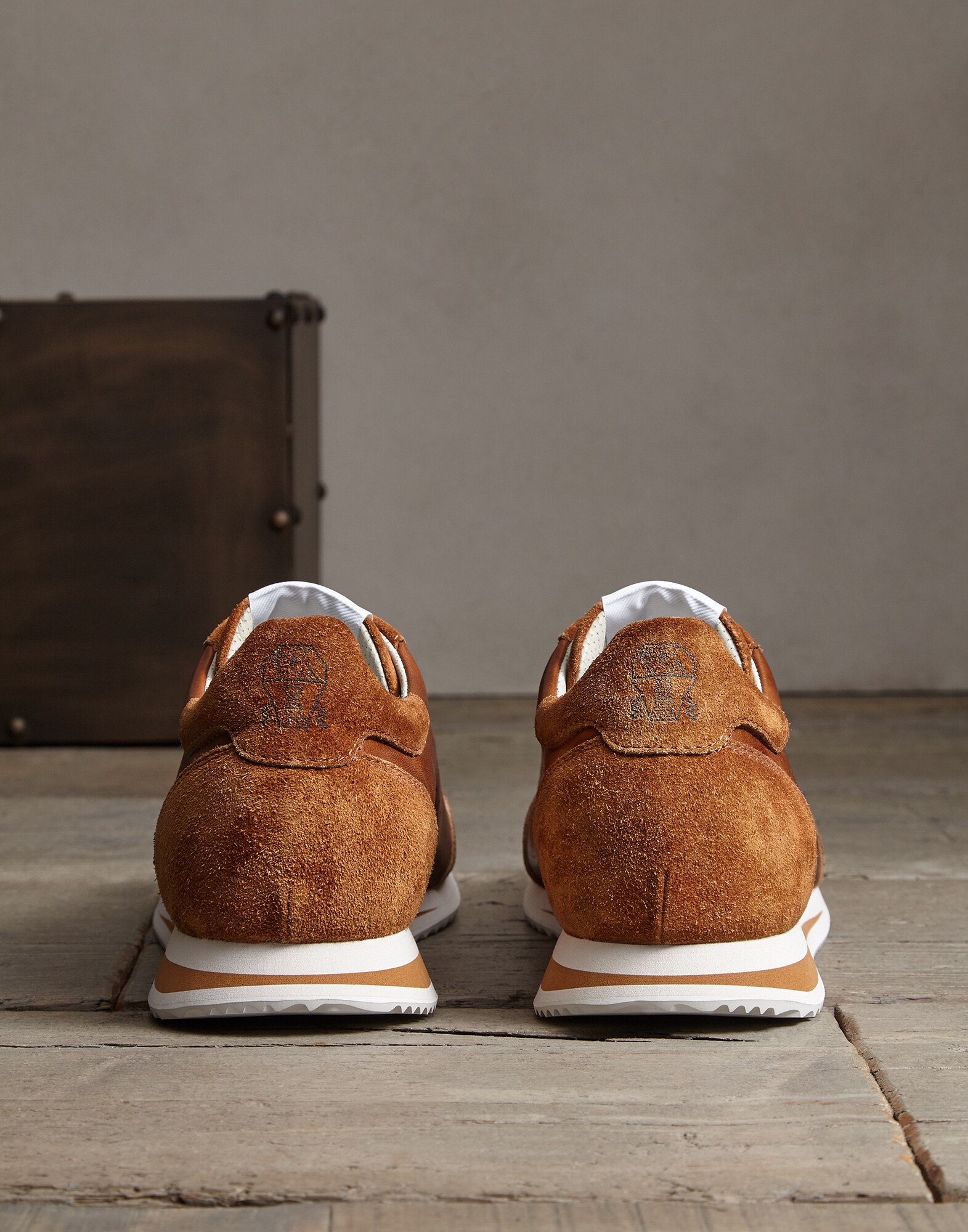 Sneakers - Back