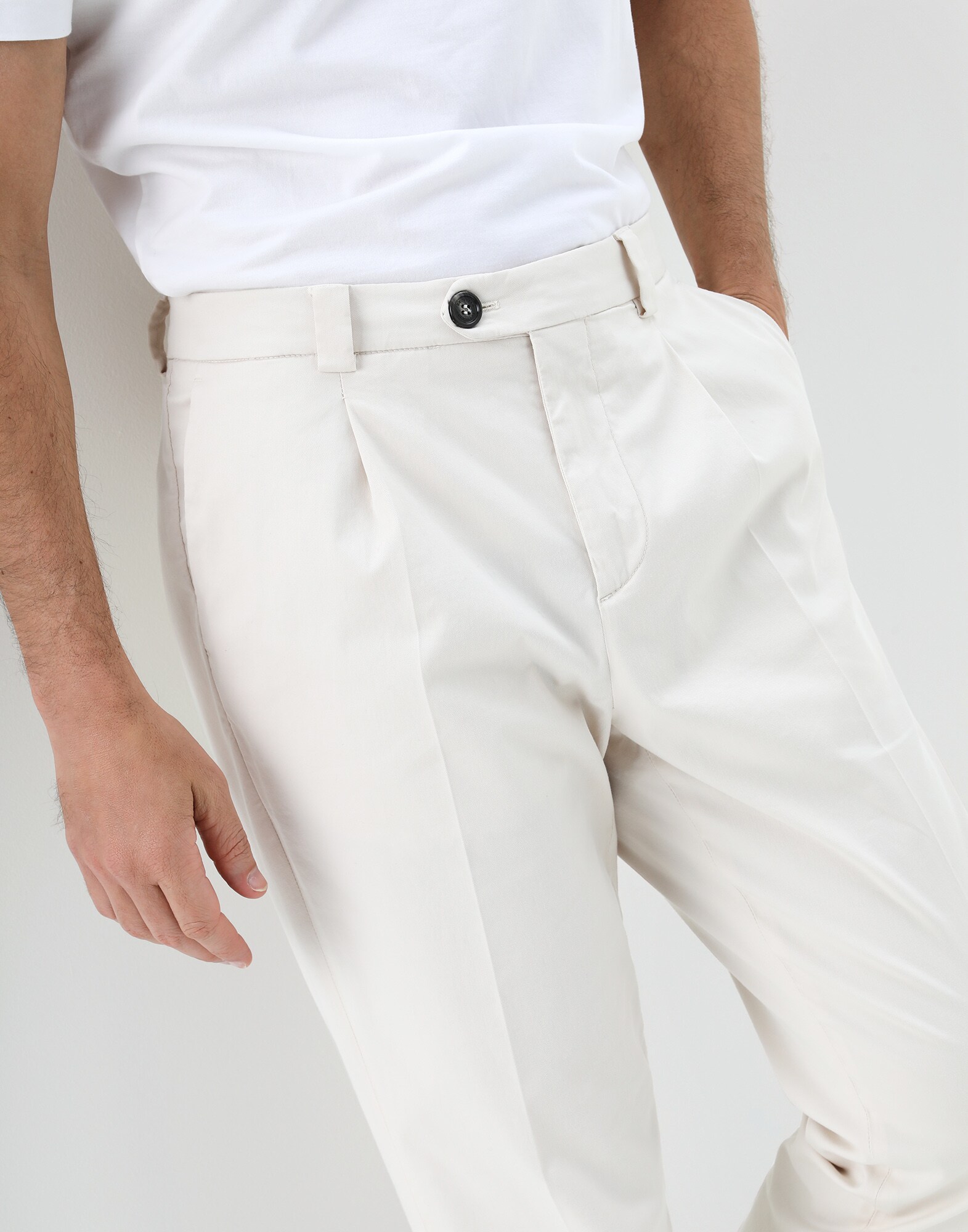 Trousers Off-White Man 2 - Brunello Cucinelli