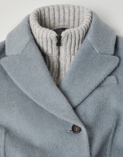 Coat - Detail view