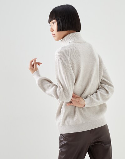 Turtleneck - Back view