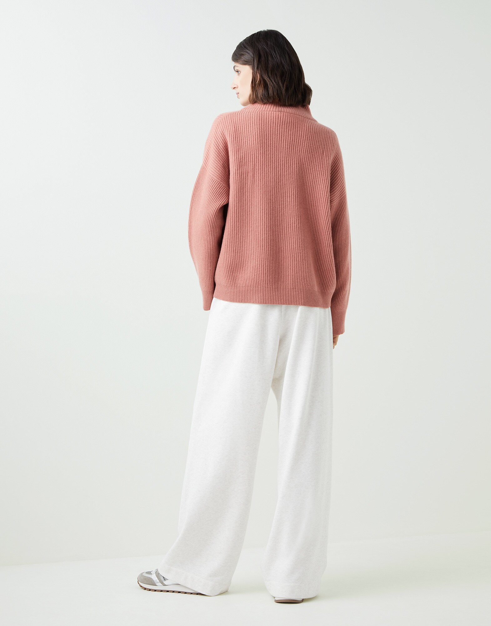 Turtleneck - Back view