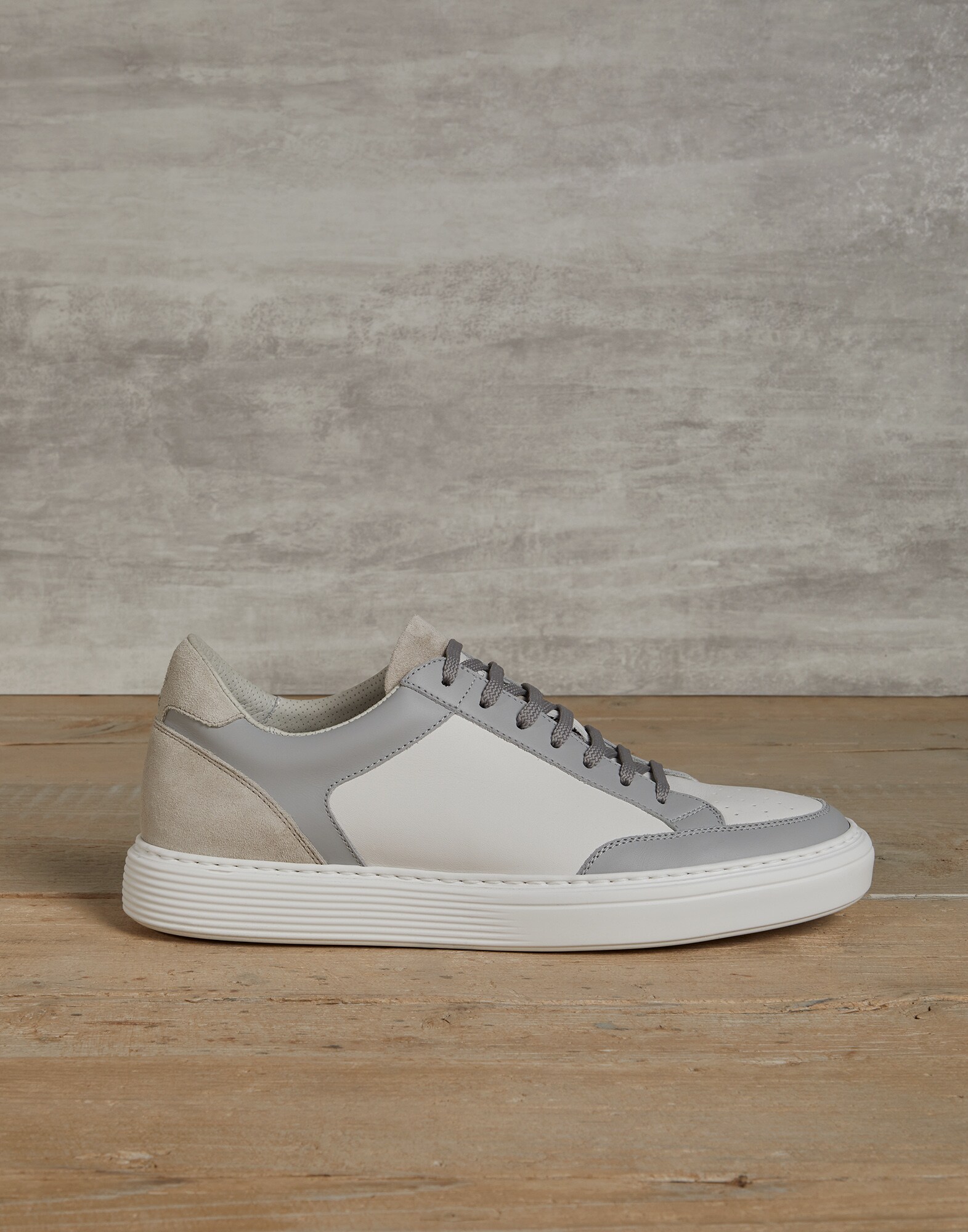 Sneakers - Full look