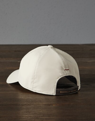 Hats & Caps - Detail view