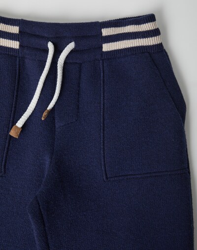 Pants - Detail view