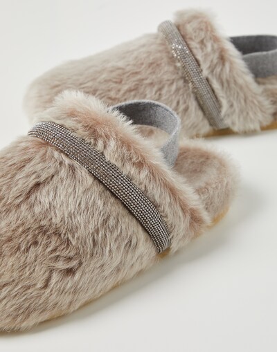 Flat Shoes - Detail view