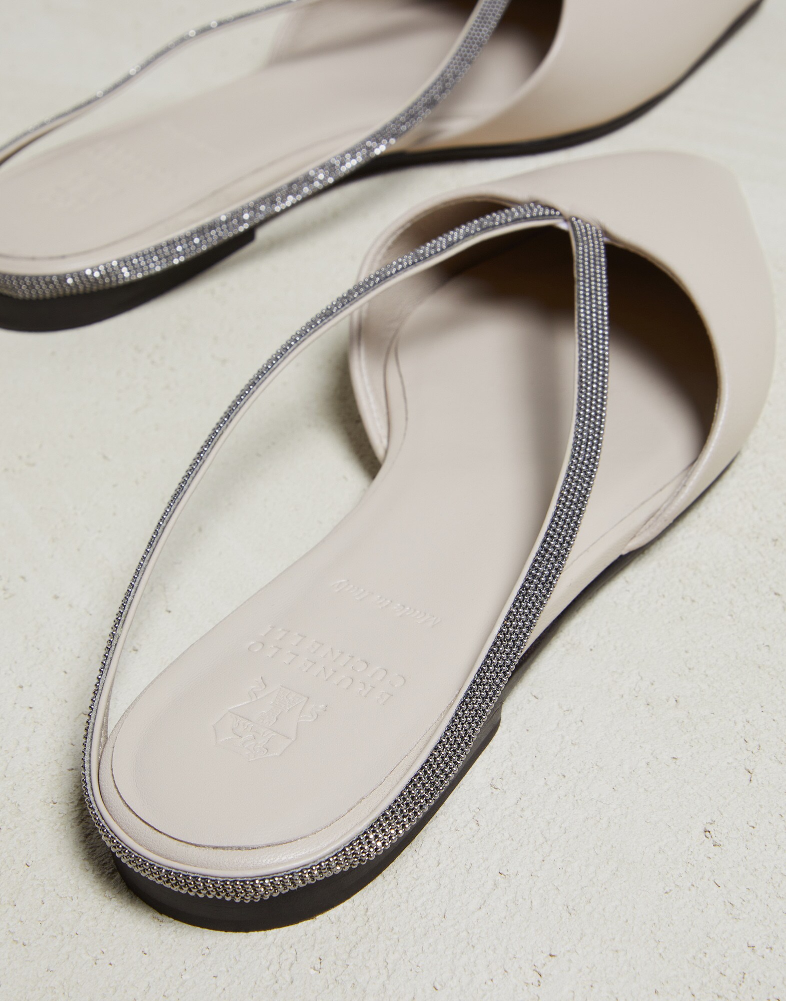 Mules - Detail view