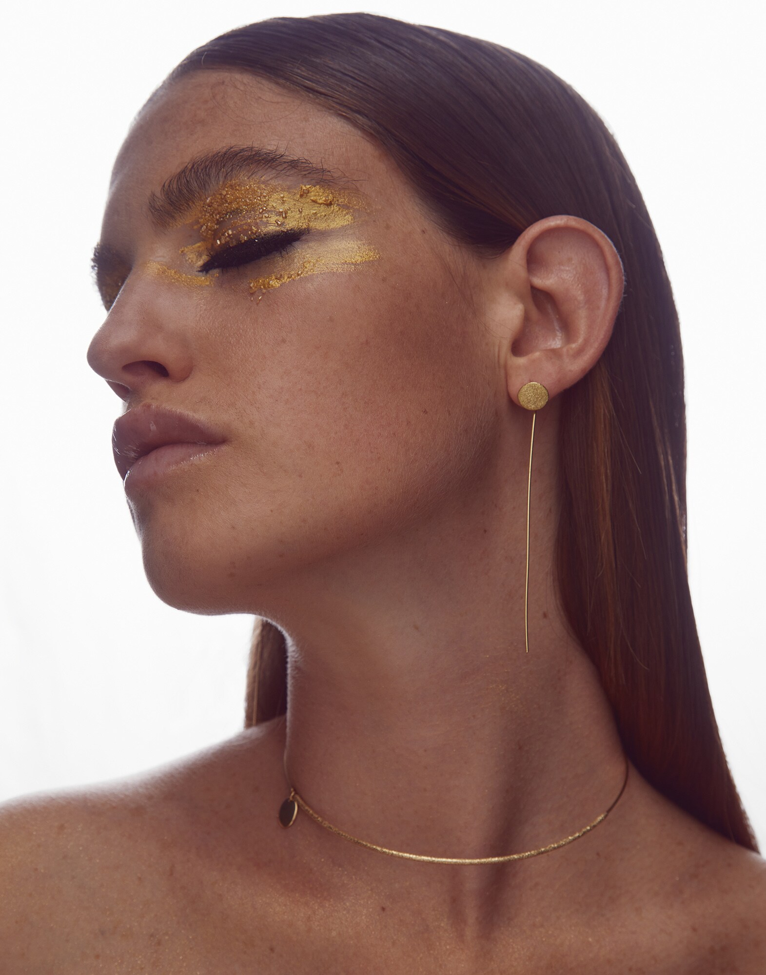 Ohrringe - Editorial