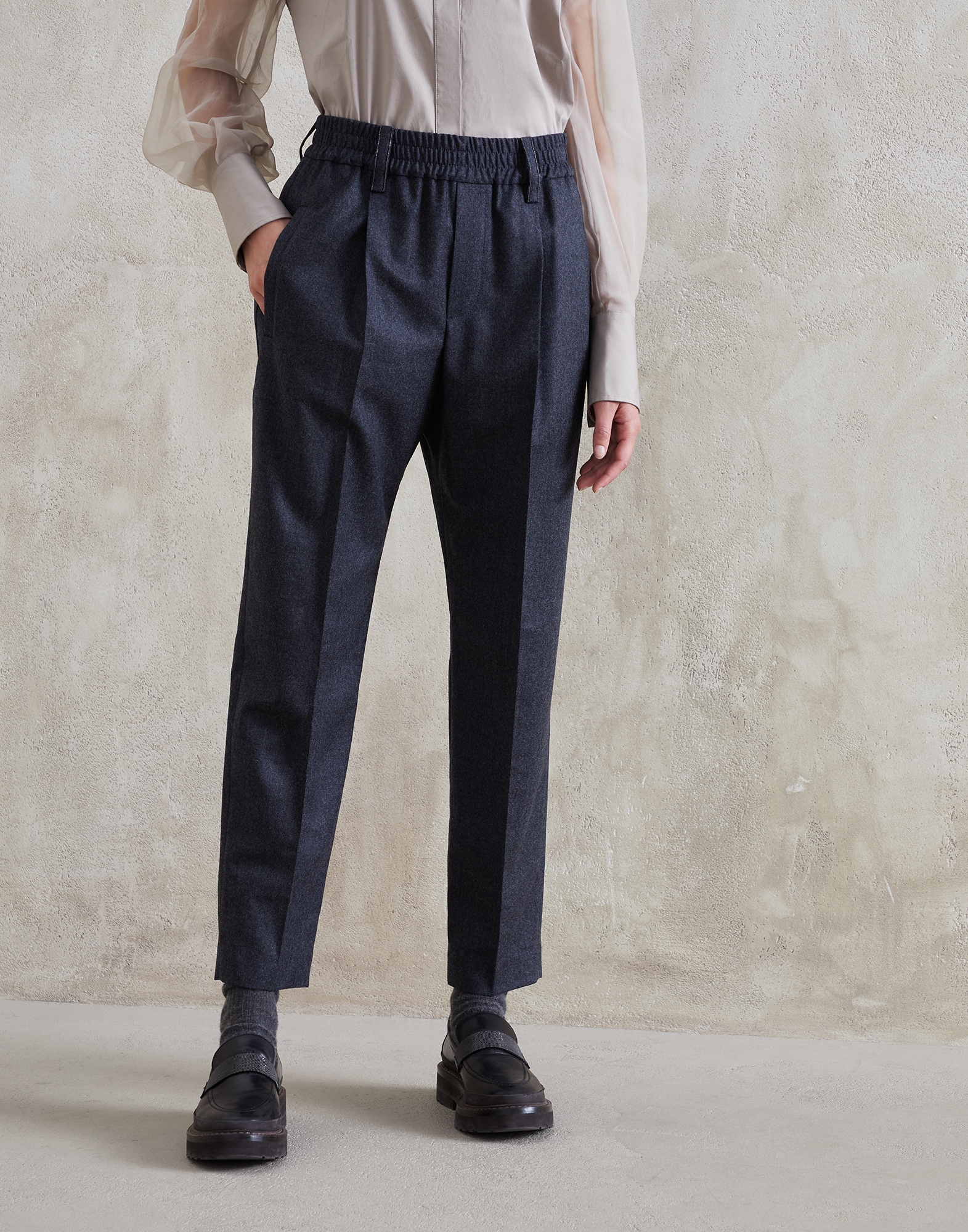Flannel trousers (222ME226P7811) for Woman | Brunello Cucinelli