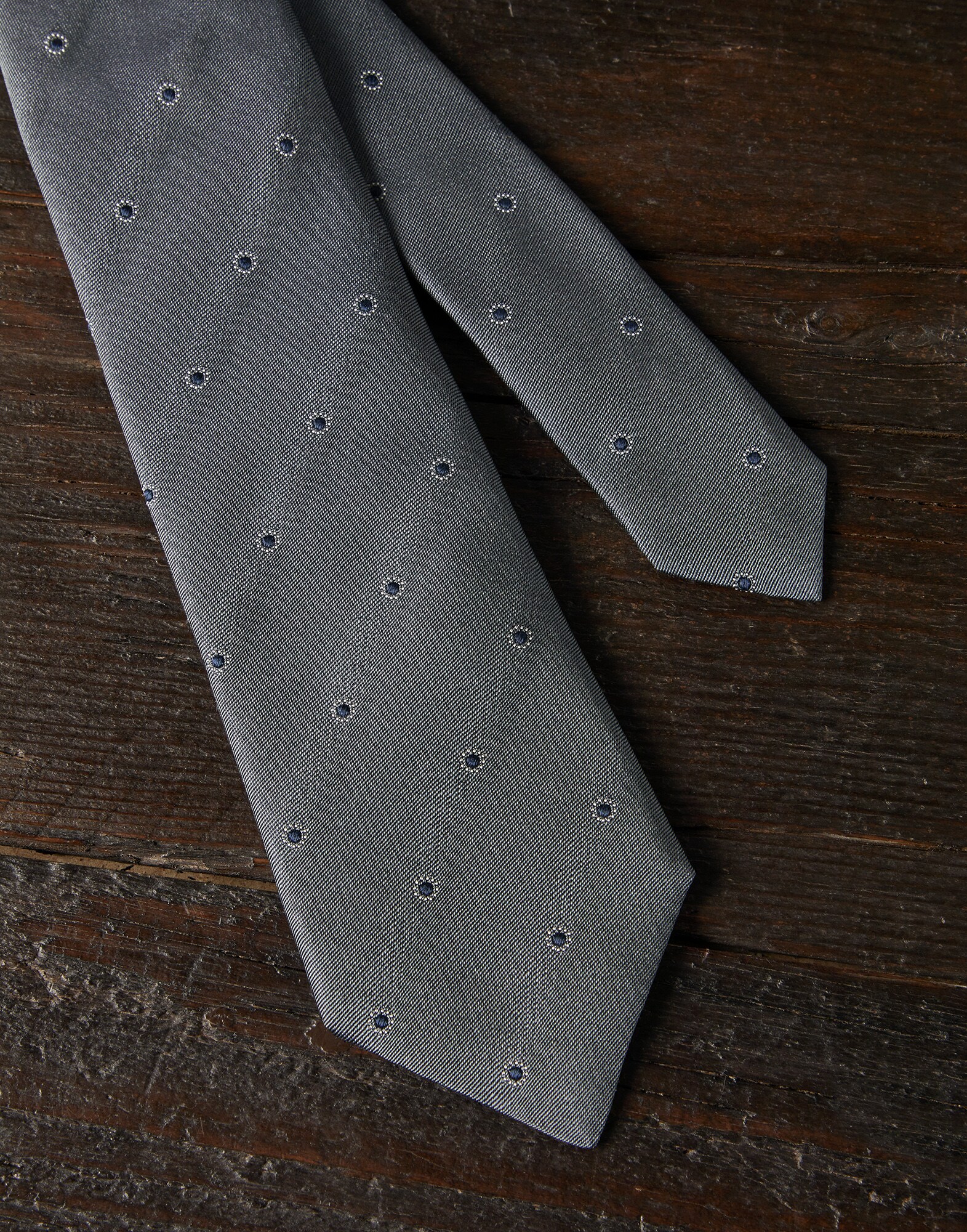 Tie - Detail view