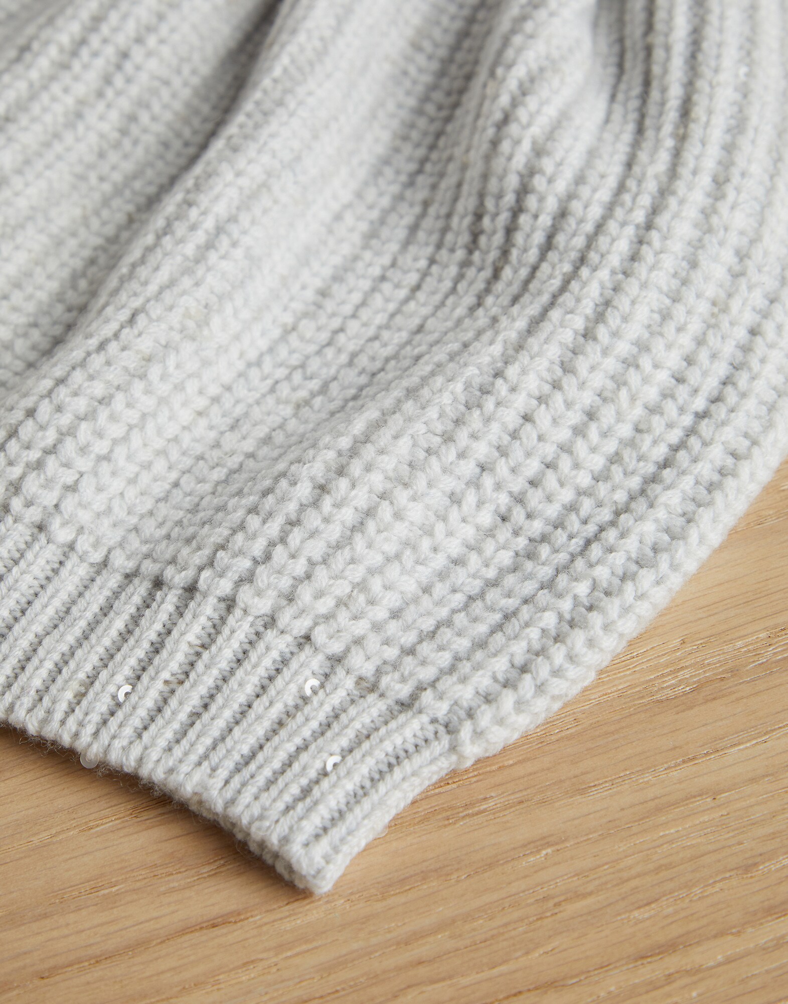 Gorros y Guantes - Vista de detalle