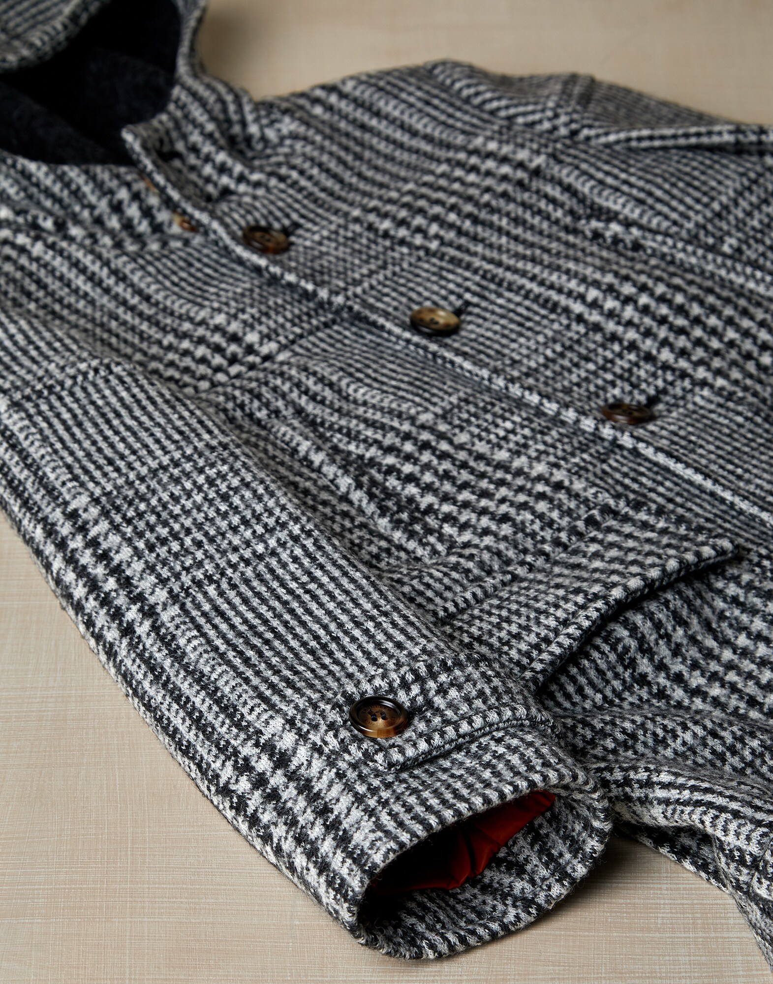 Coat - Detail