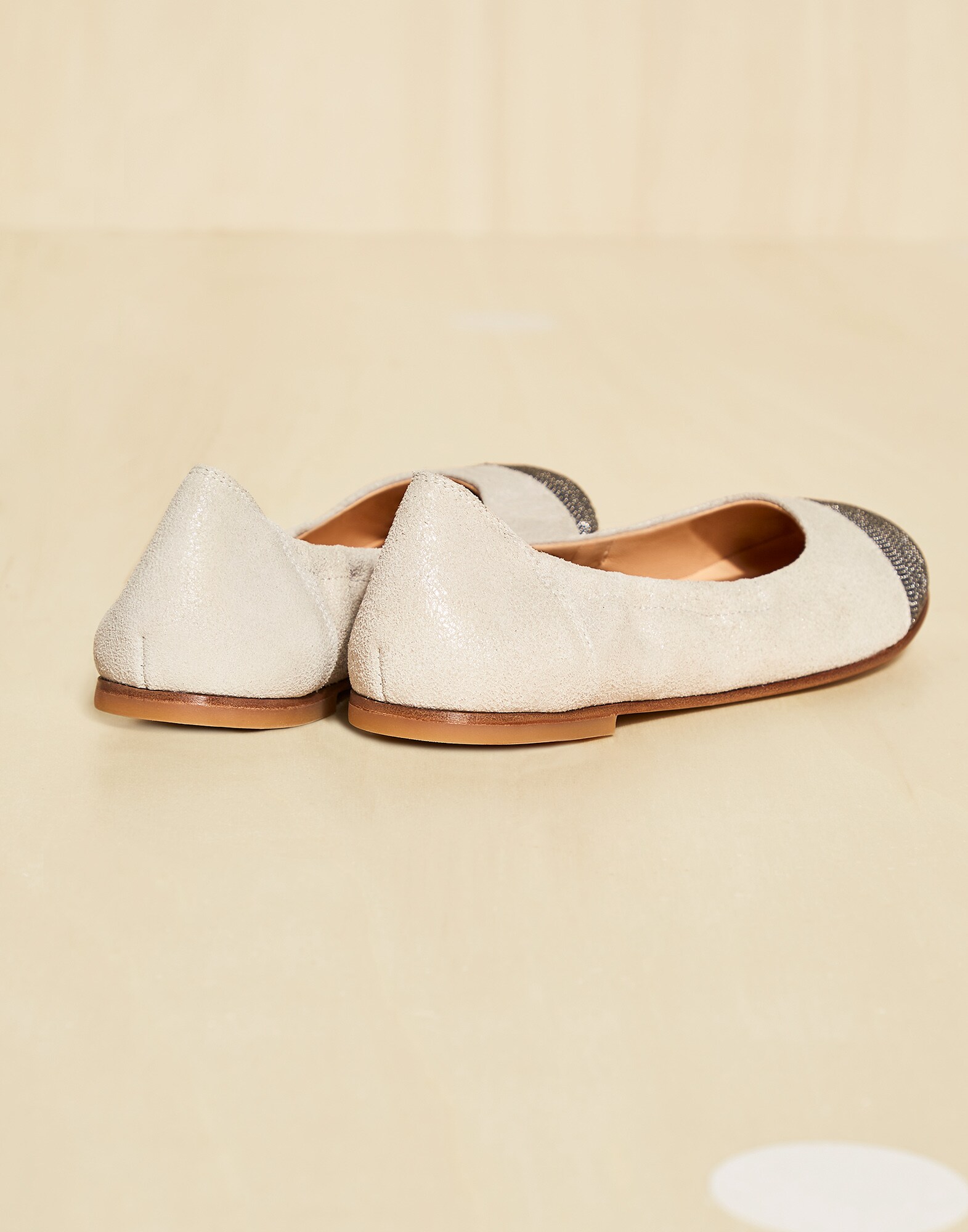 Flat Shoes - Back view