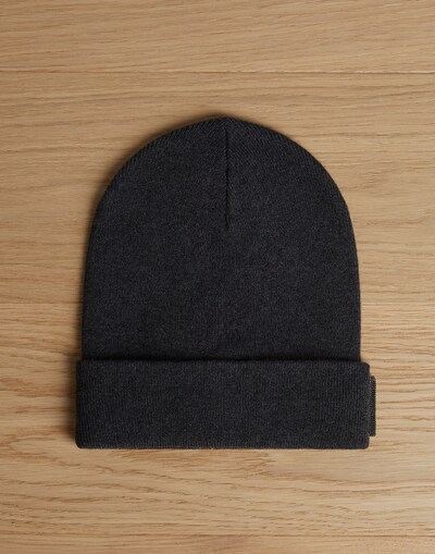 Hats & Gloves - Front view