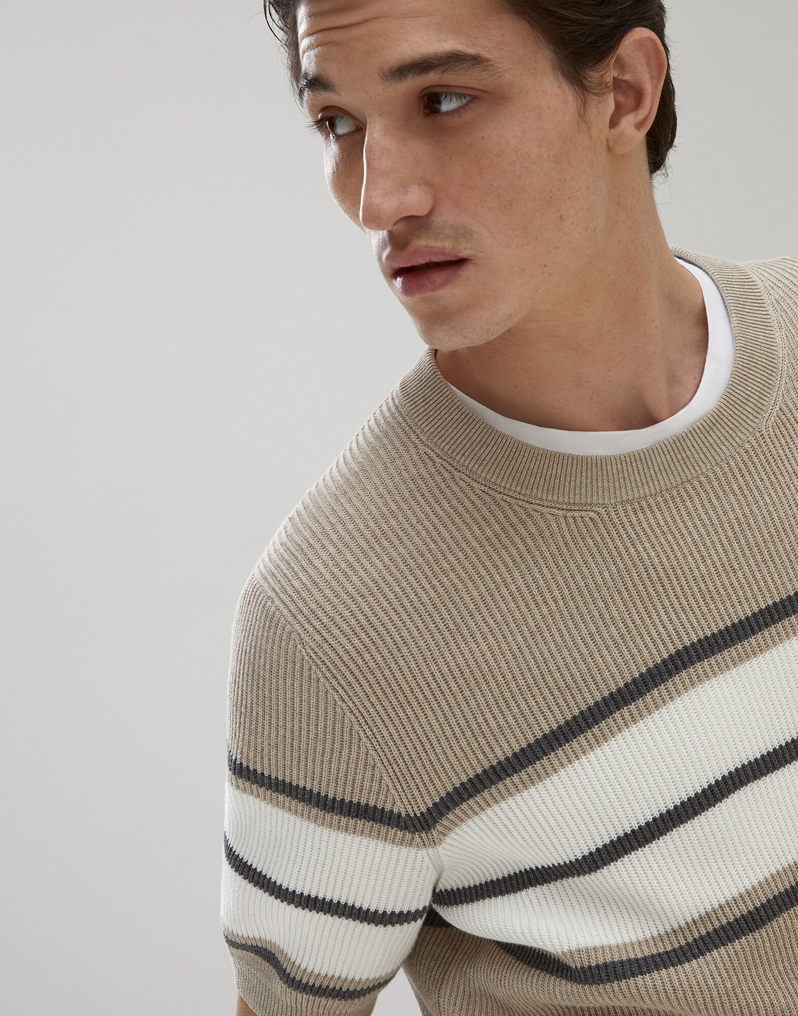 Crewneck - Detail view