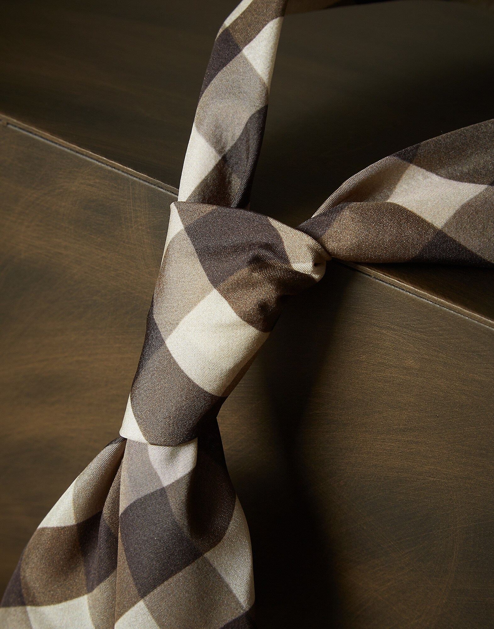 Tie - Detail