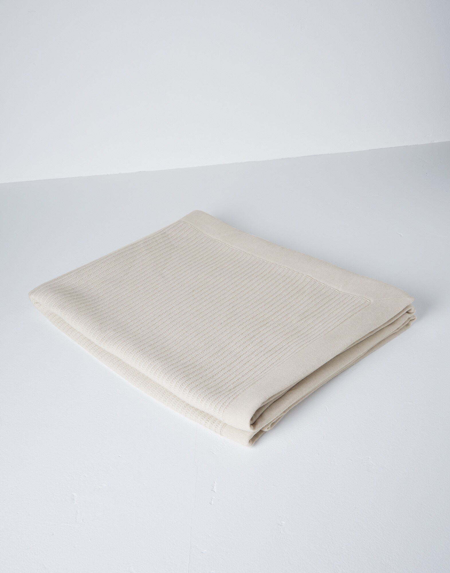 Blankets Rice Lifestyle 1 - Brunello Cucinelli