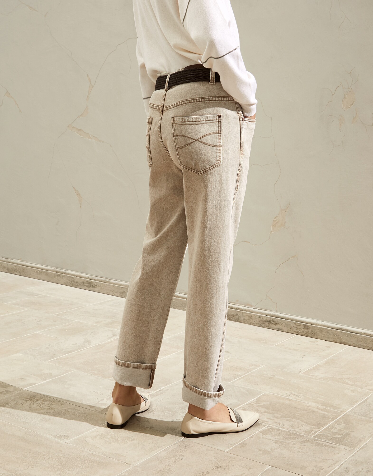 Regular - Back view