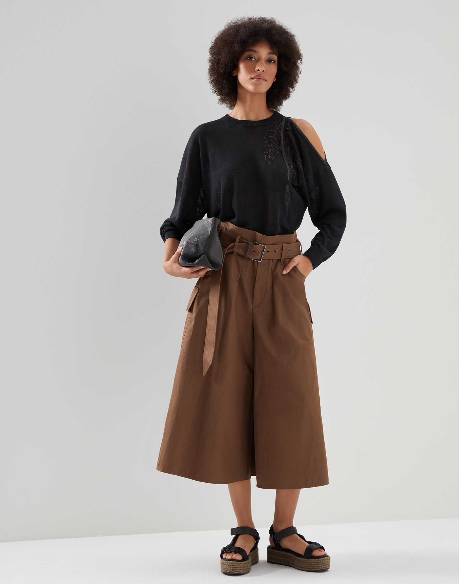 Escote Amplio - Vista look completo