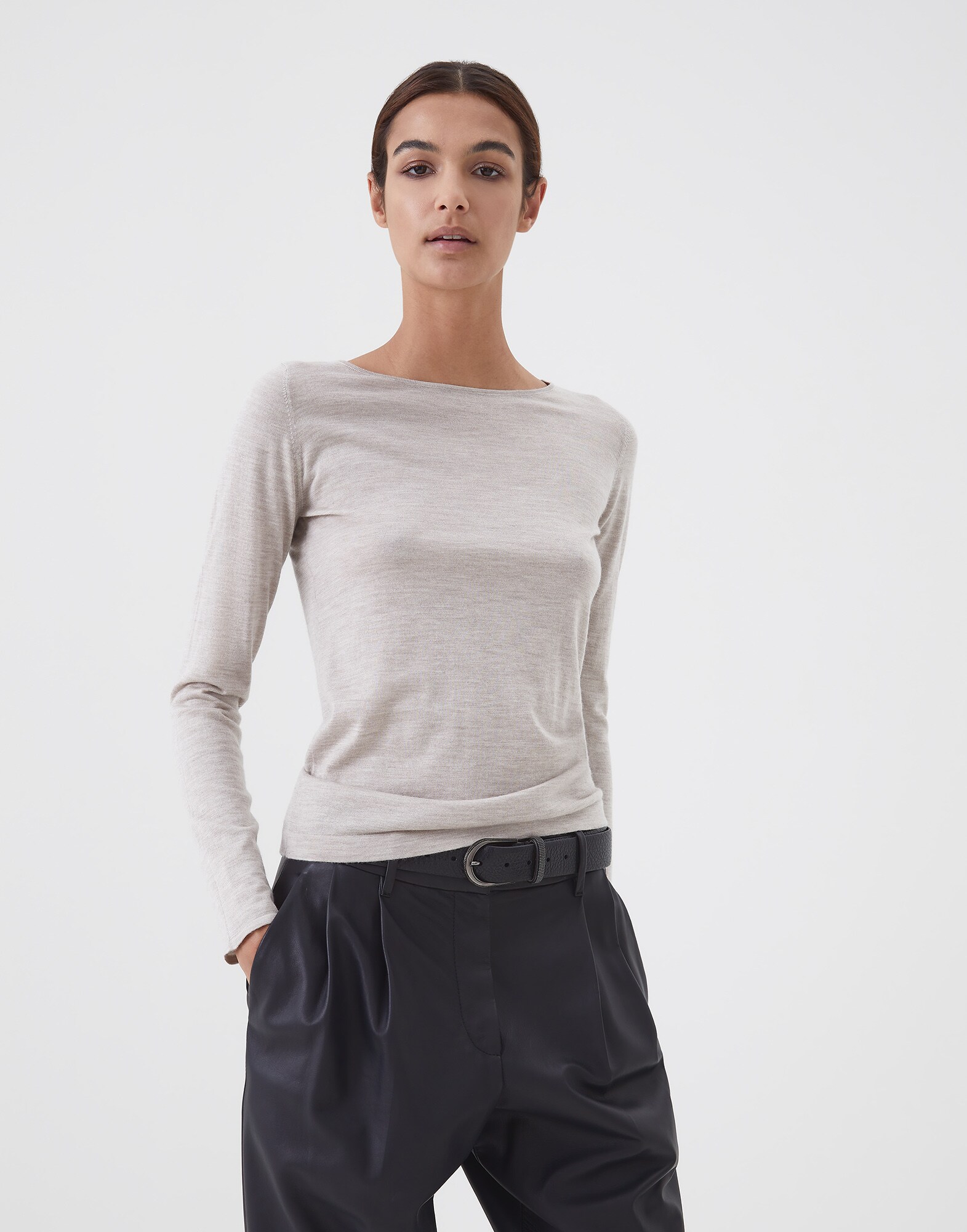 Scoop Neck - Front view