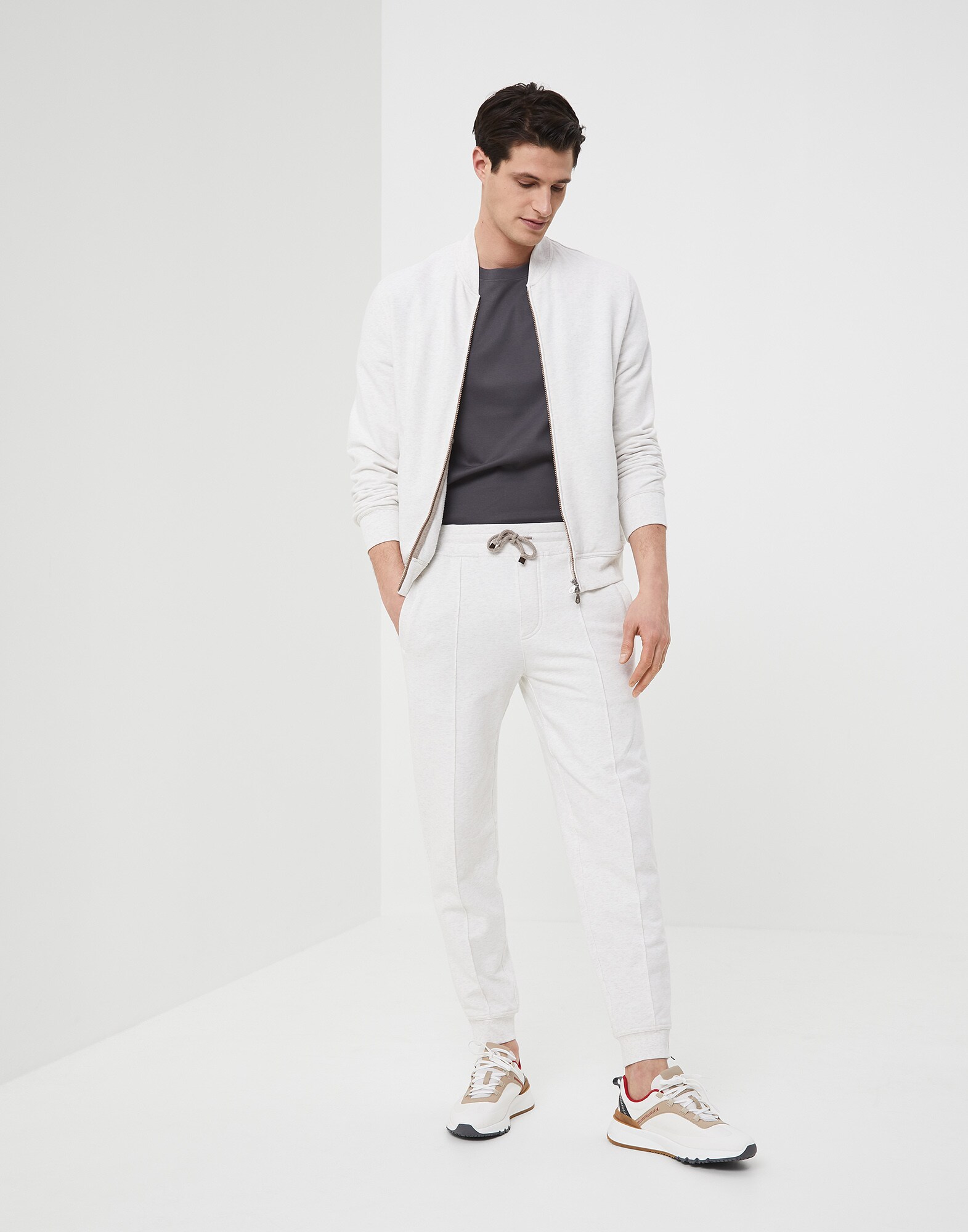 Short Sleeve T-Shirt - Full look