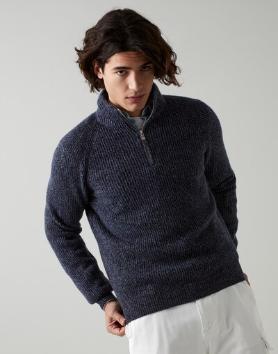 Turtleneck - Front view