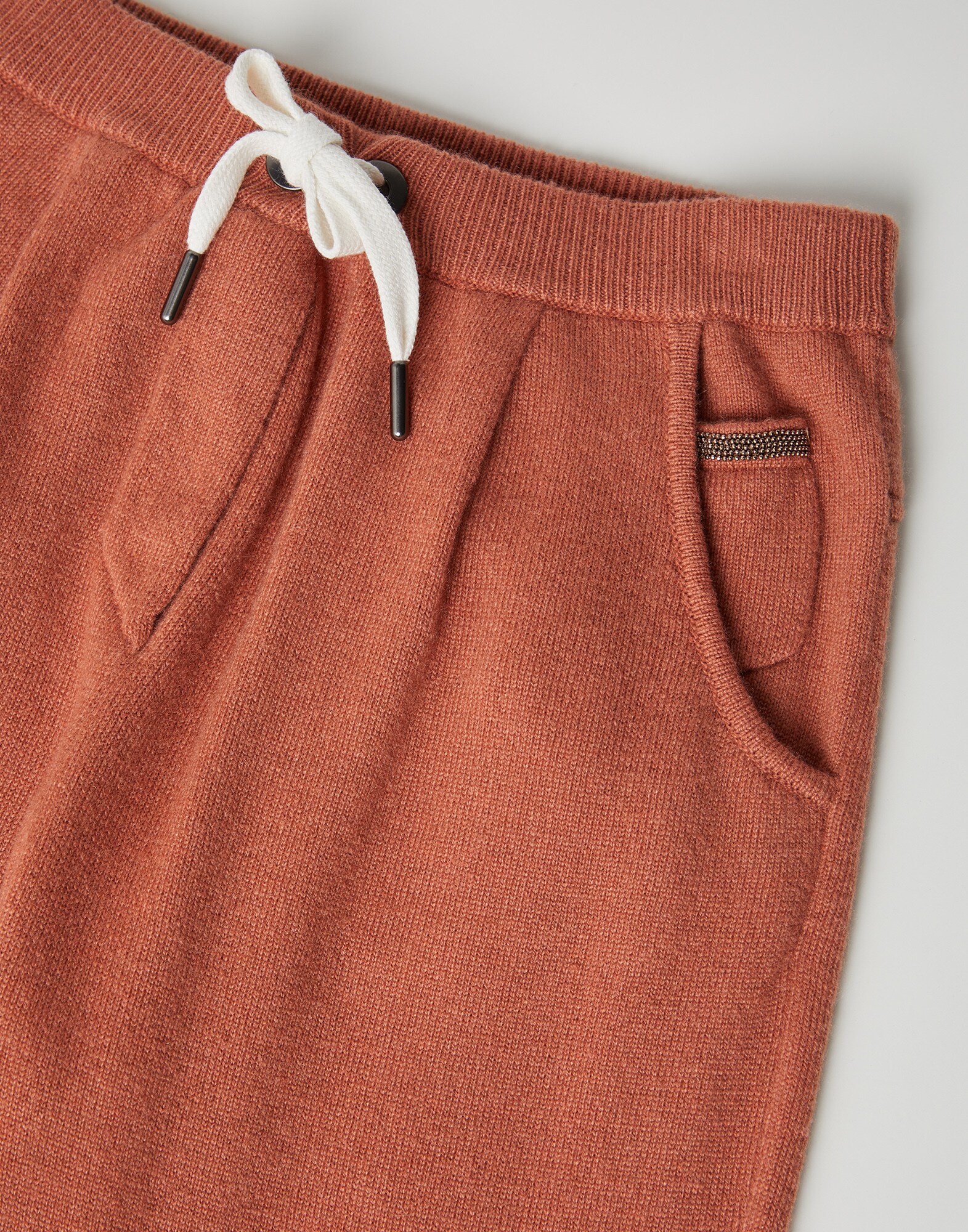 Pants - Detail view