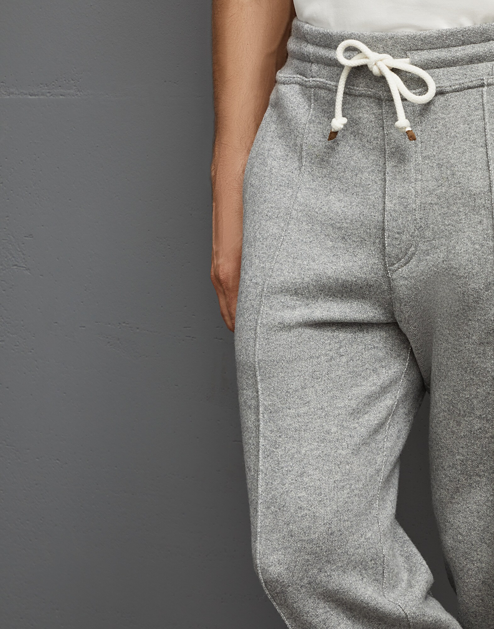 Sweatpants - Detail view