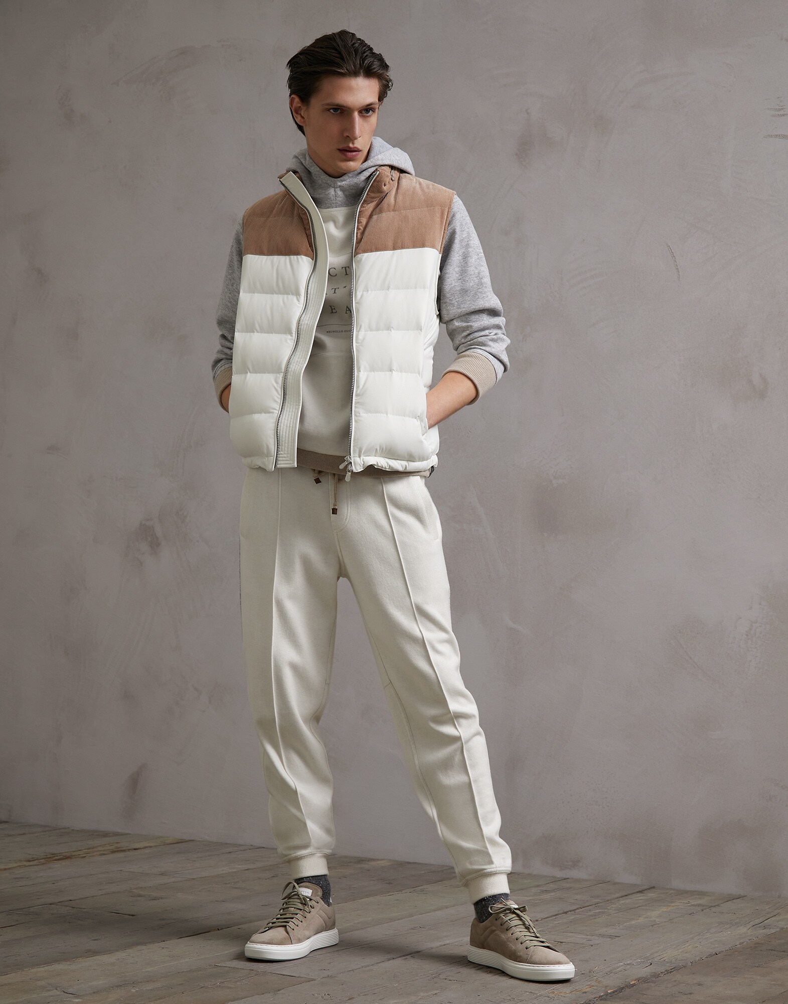 Down Sleeveless Jacket - Look