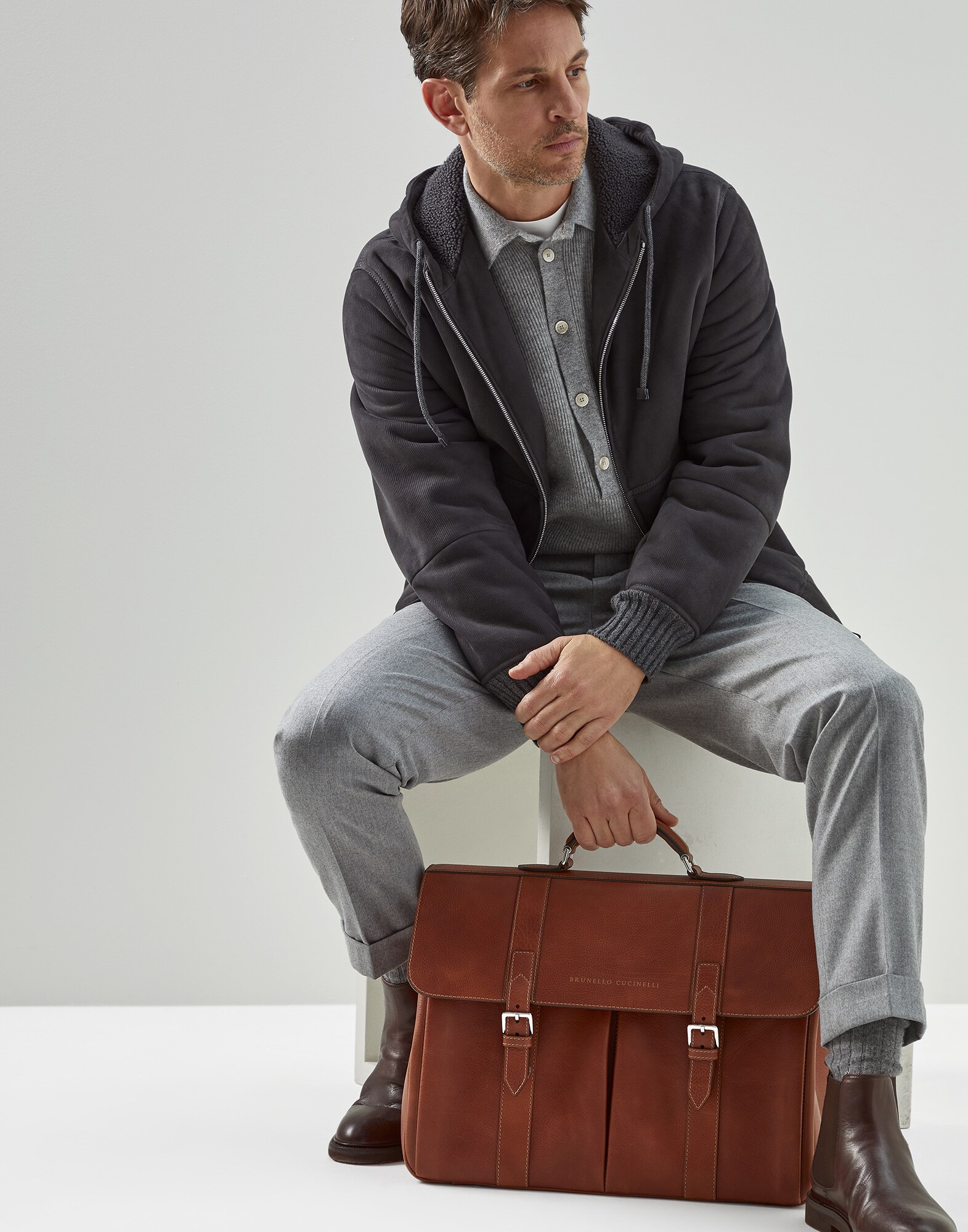 Office Bag - Editorial view