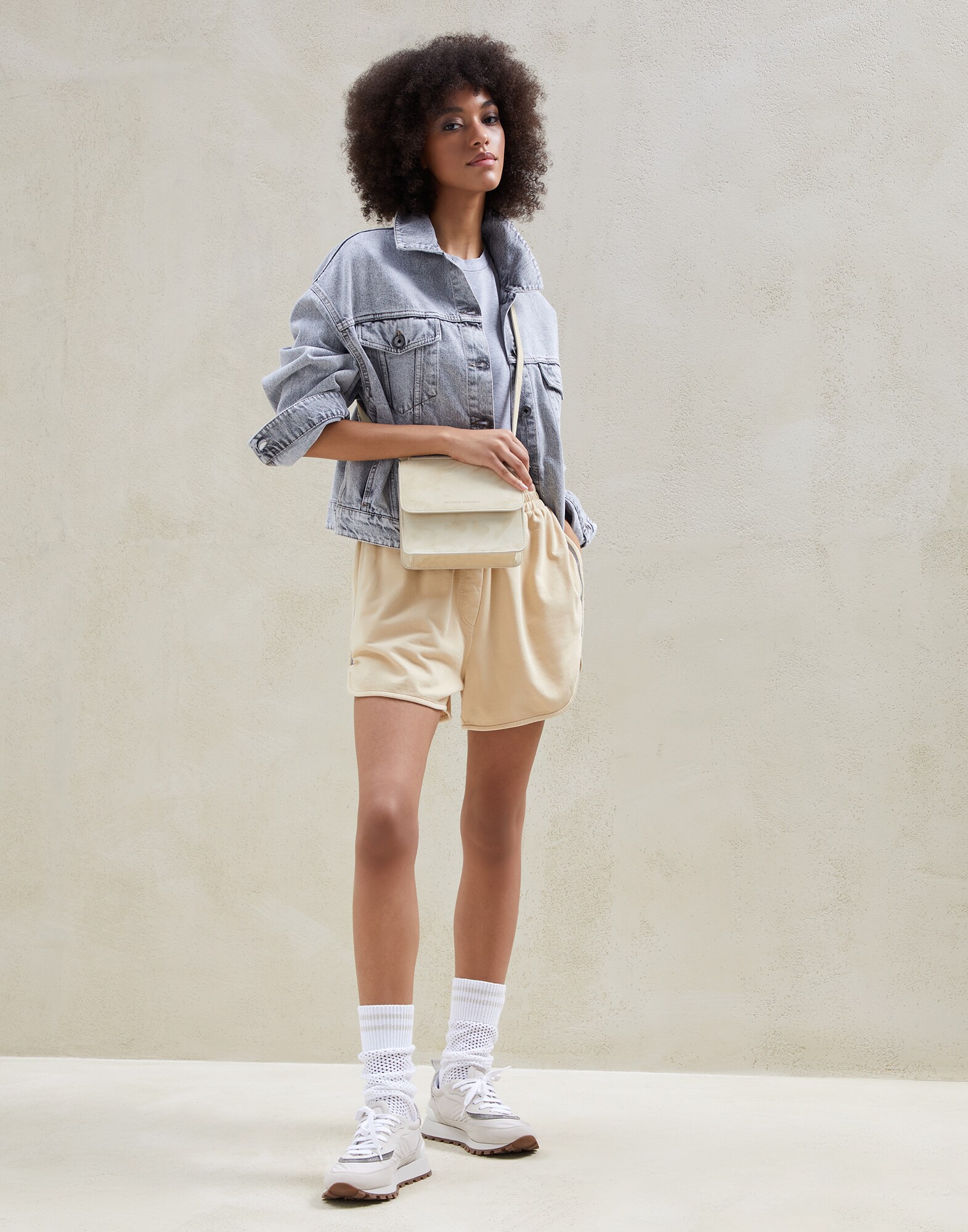 T-Shirt Manches Courtes - Vue tenue complète