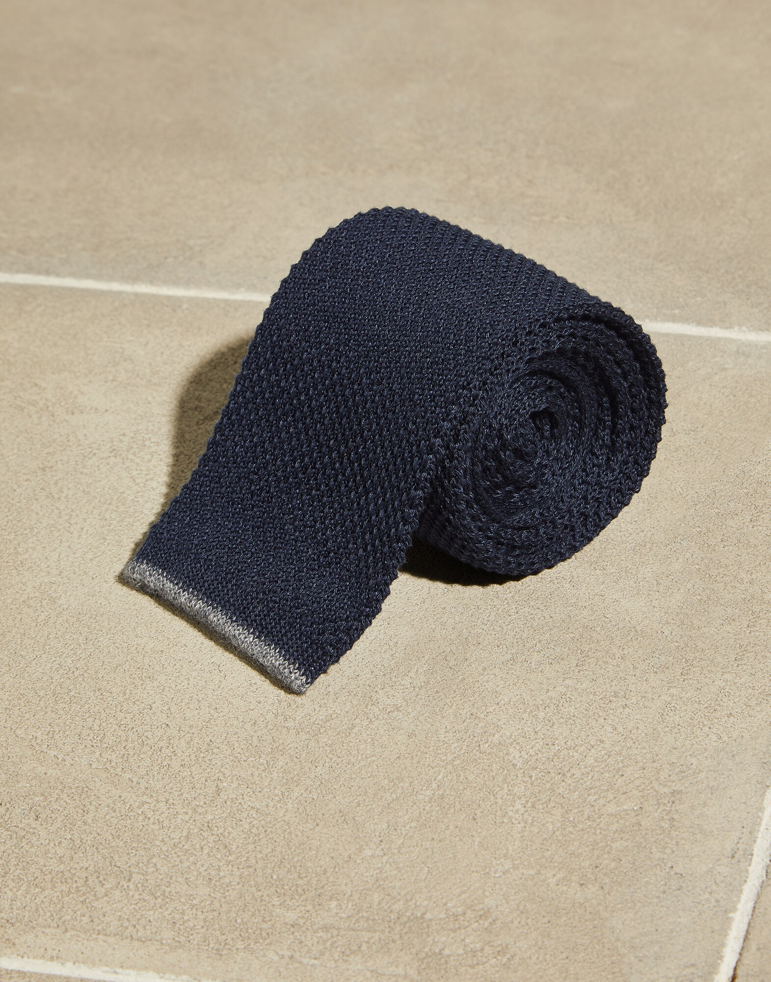 Corbata - Back