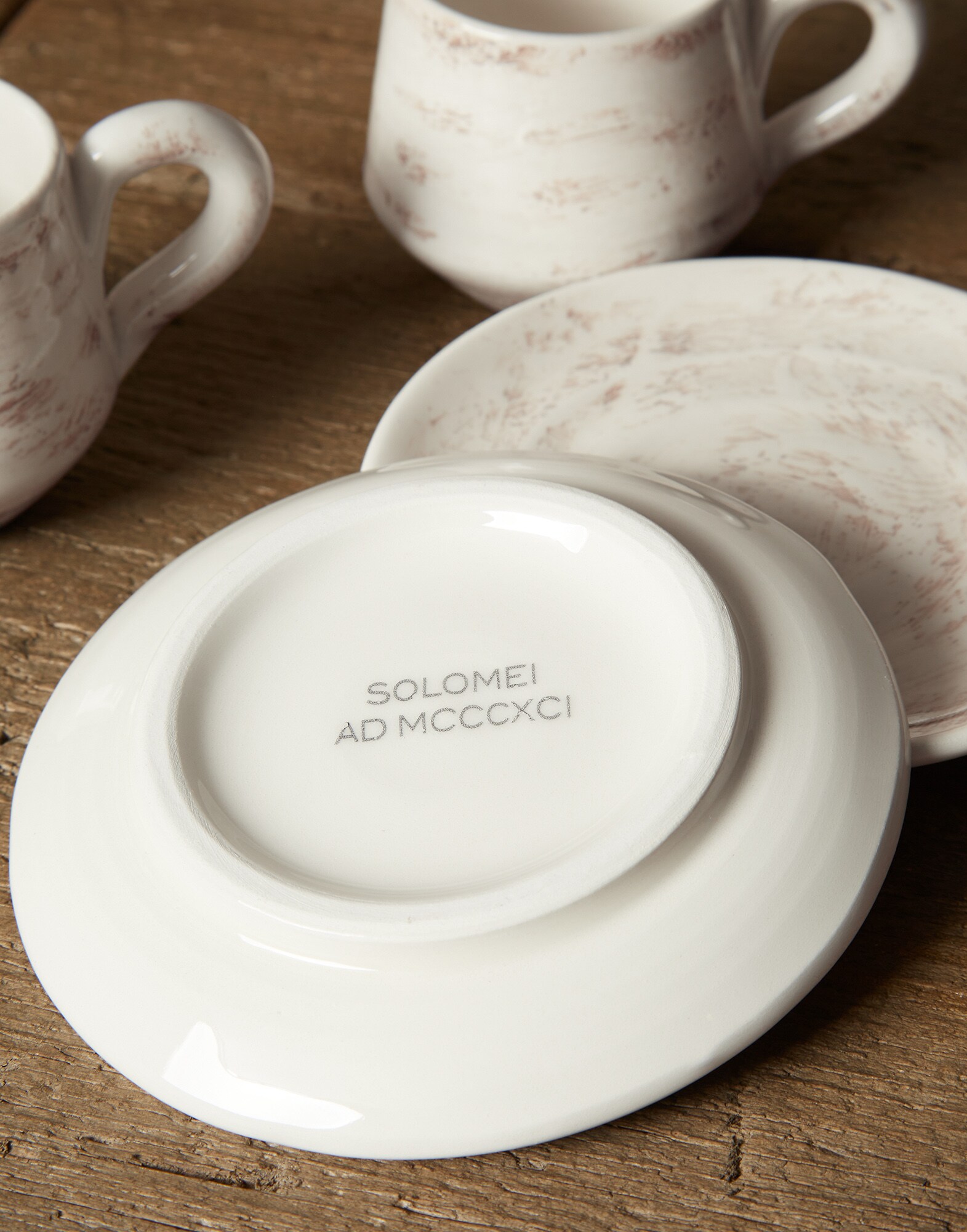 Set de Mesa Blanqueado Lifestyle 2 - Brunello Cucinelli