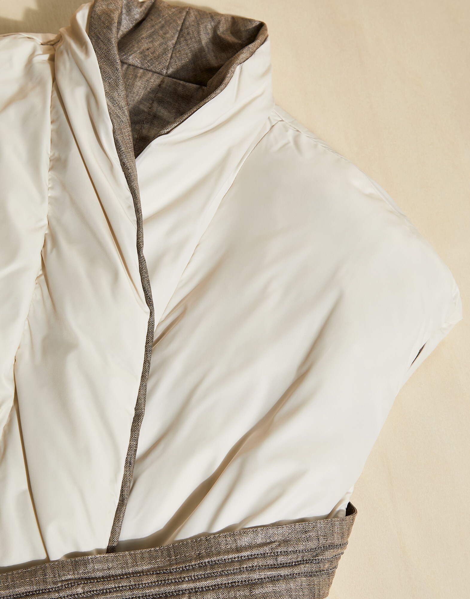 Down Jacket - Detail view