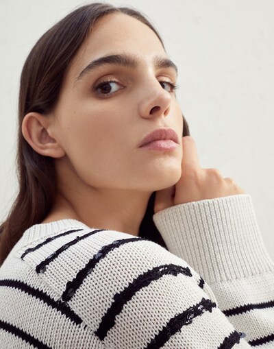 Crewneck - Detail view