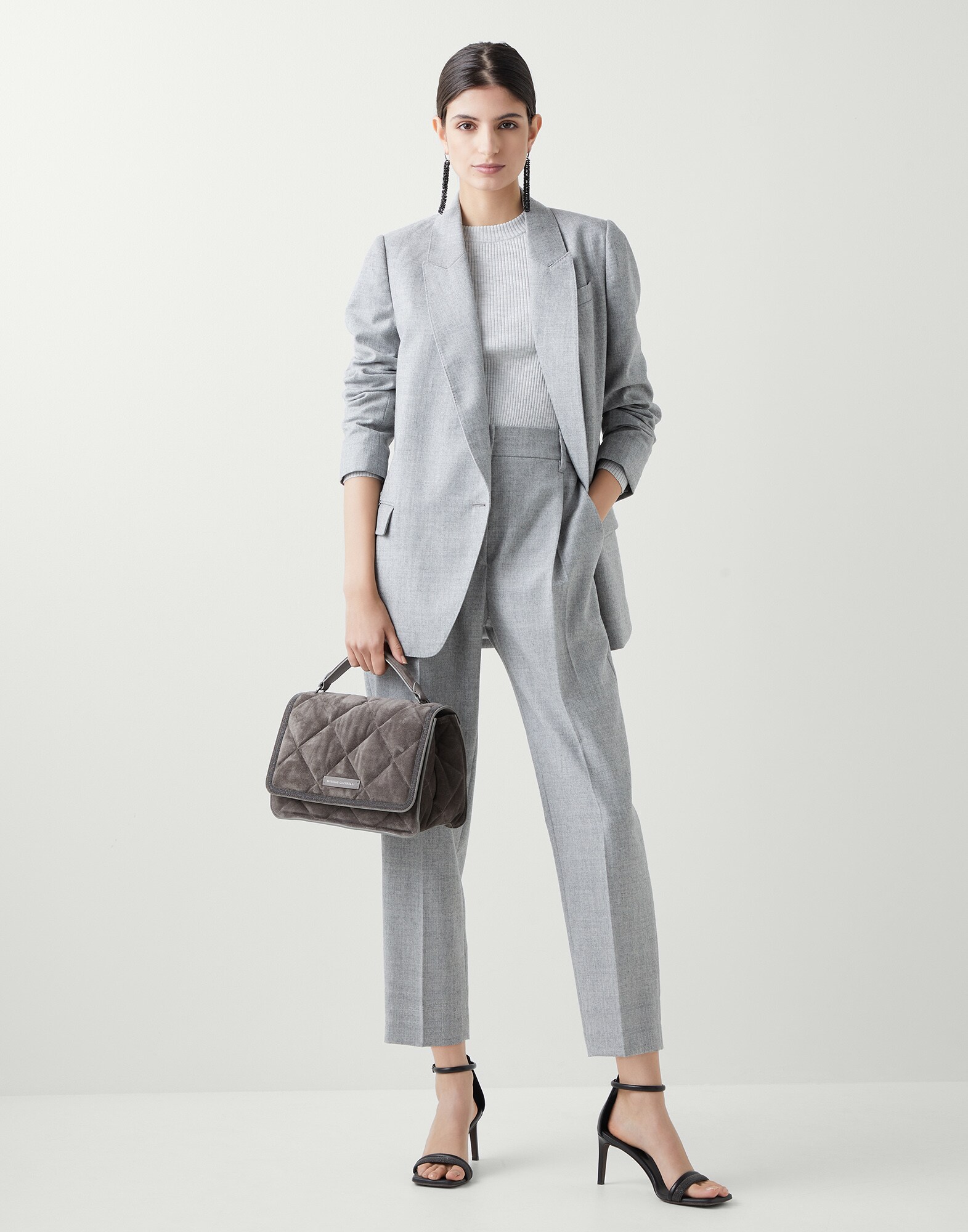 Regular - Full look