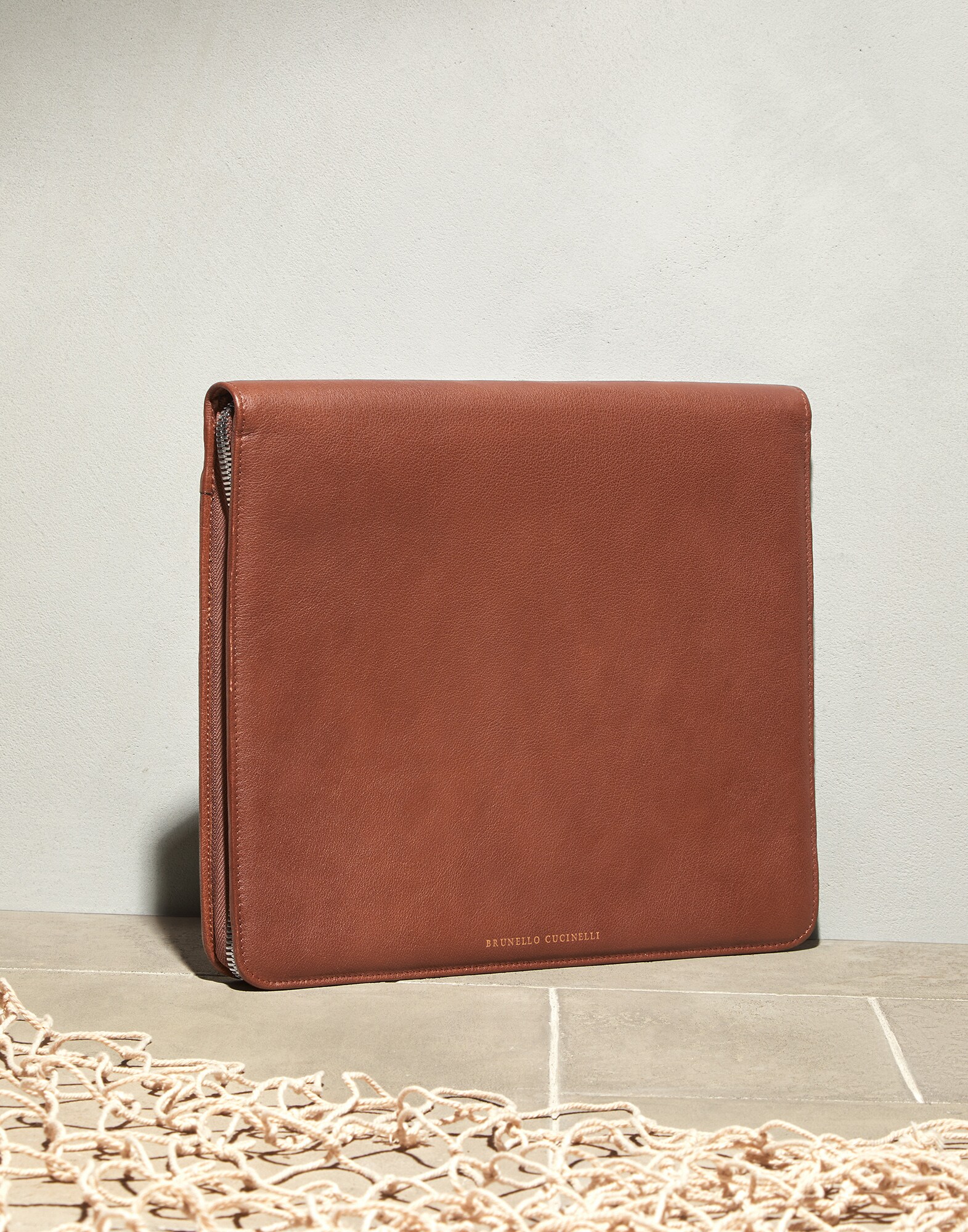 Document Holder - Front view