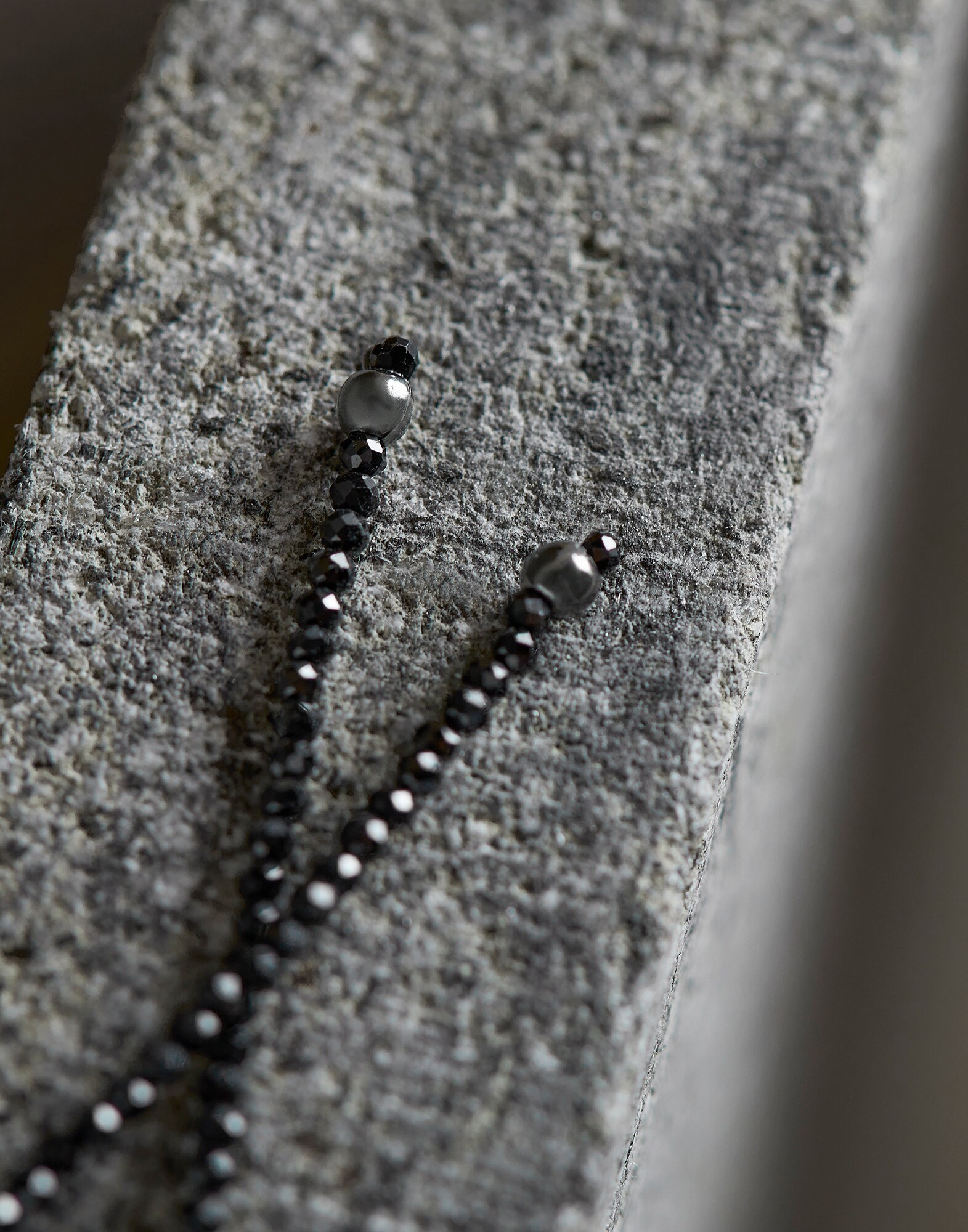 Earrings Black Woman 1 - Brunello Cucinelli