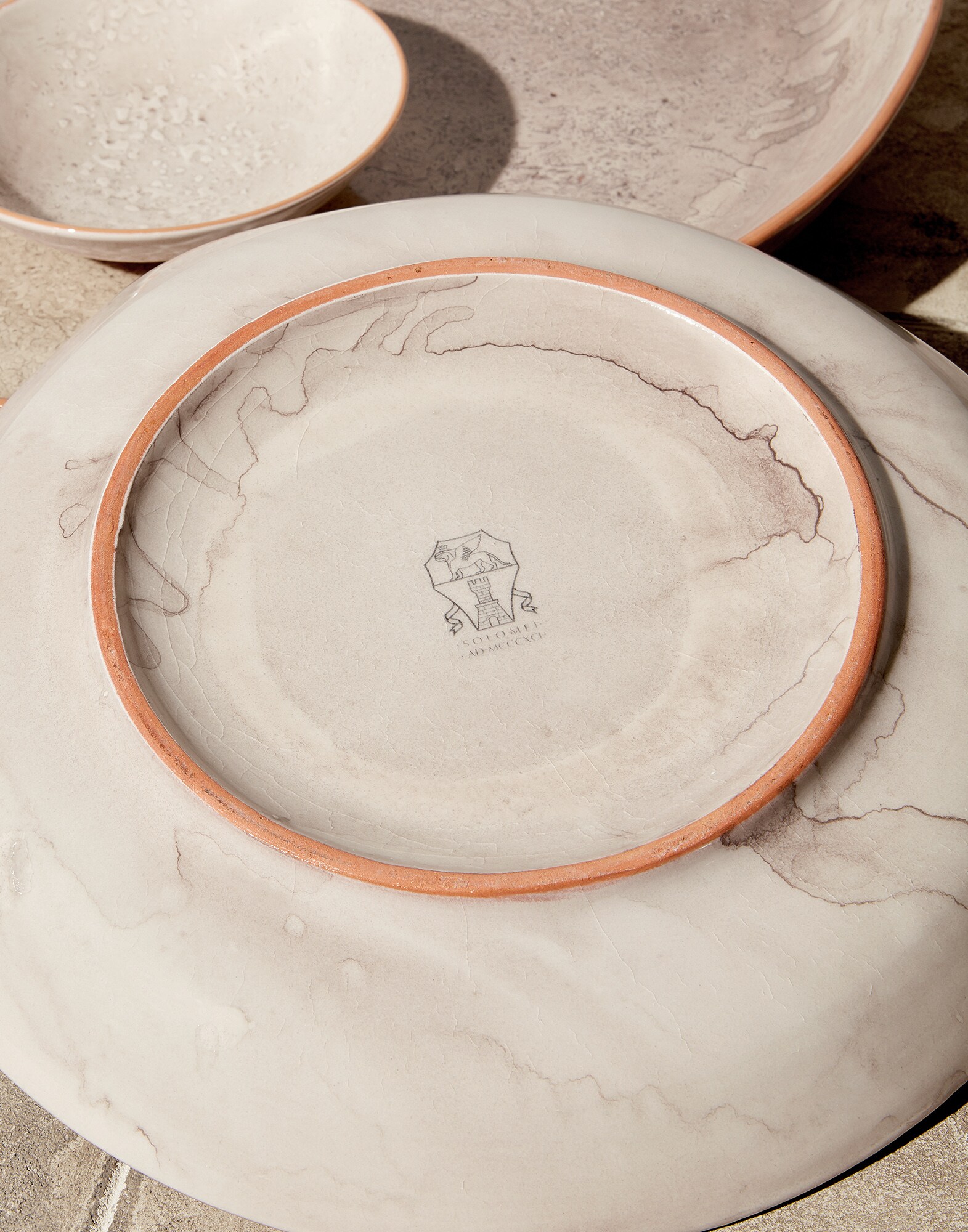 Dinnerware - Detail view
