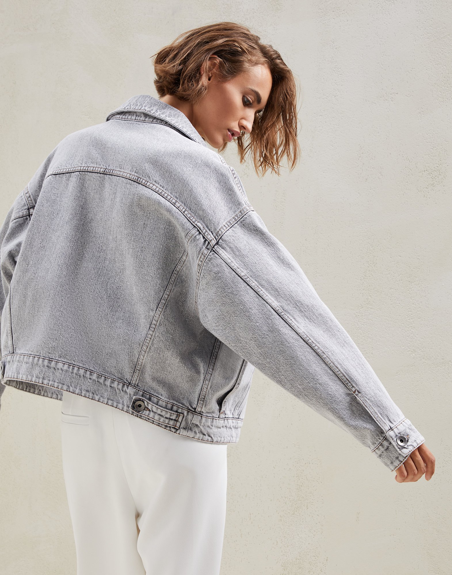 Vêtements Outerwear - Vue arrière
