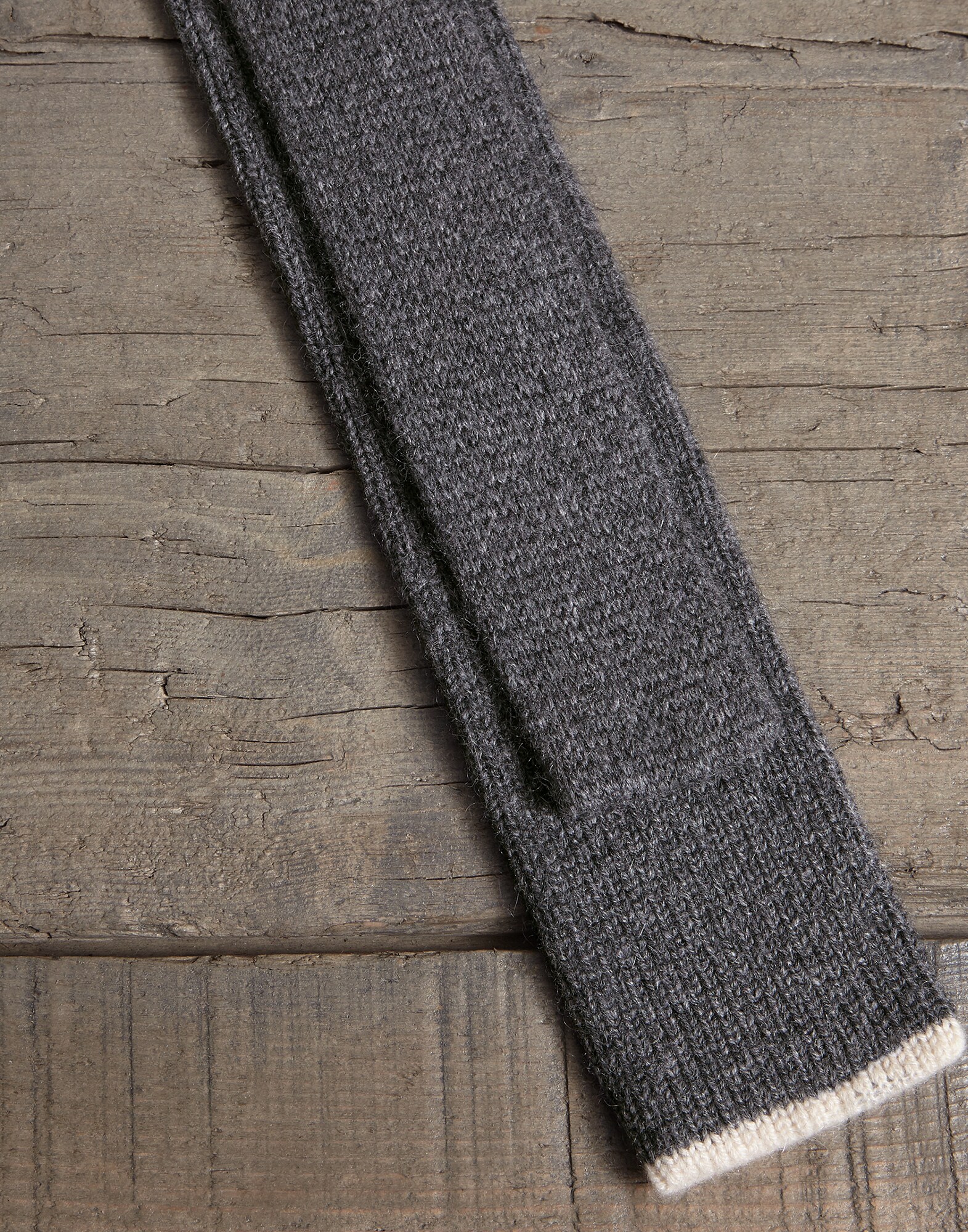 Tie - Detail