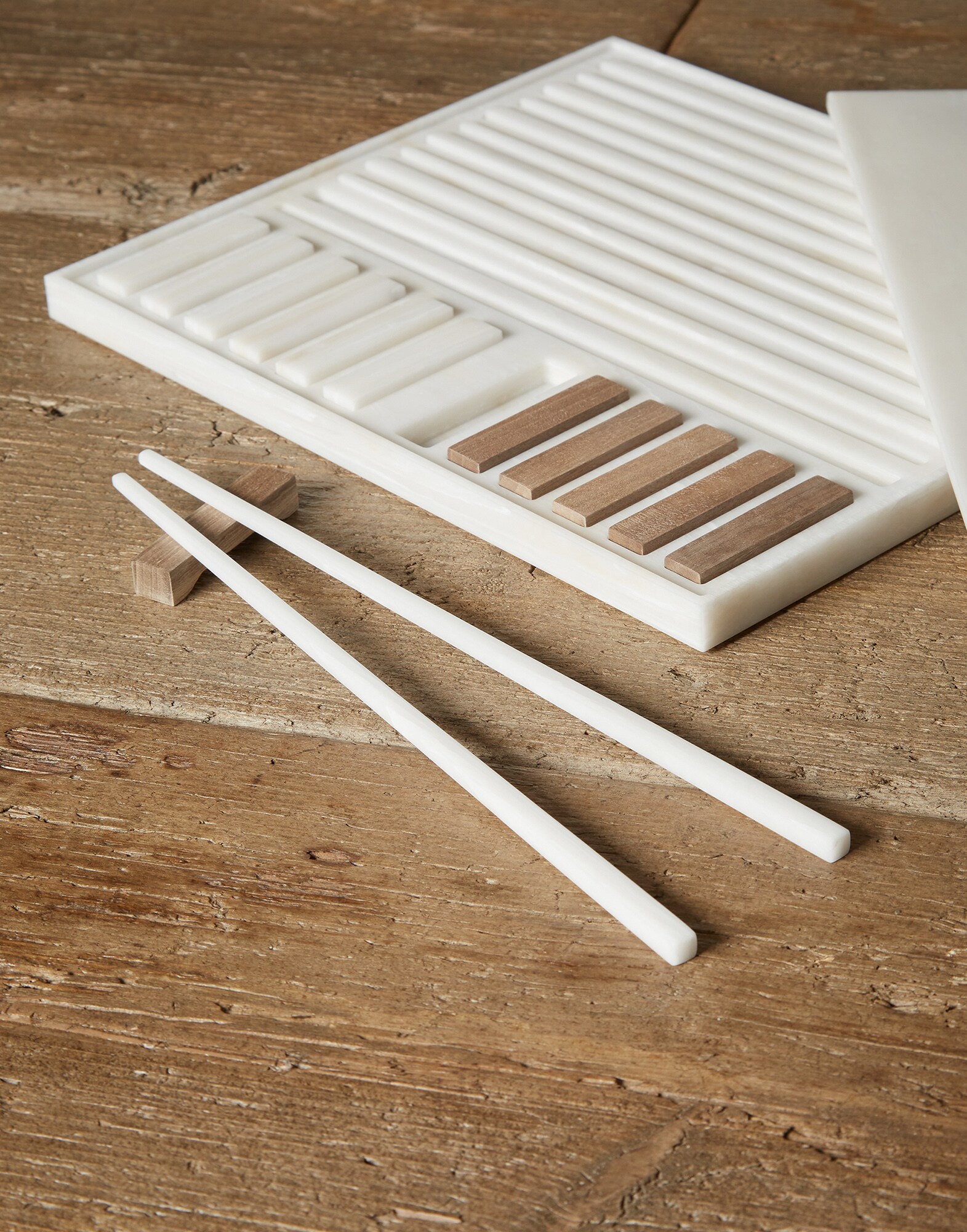 Kitchen Utensils White Lifestyle 3 - Brunello Cucinelli